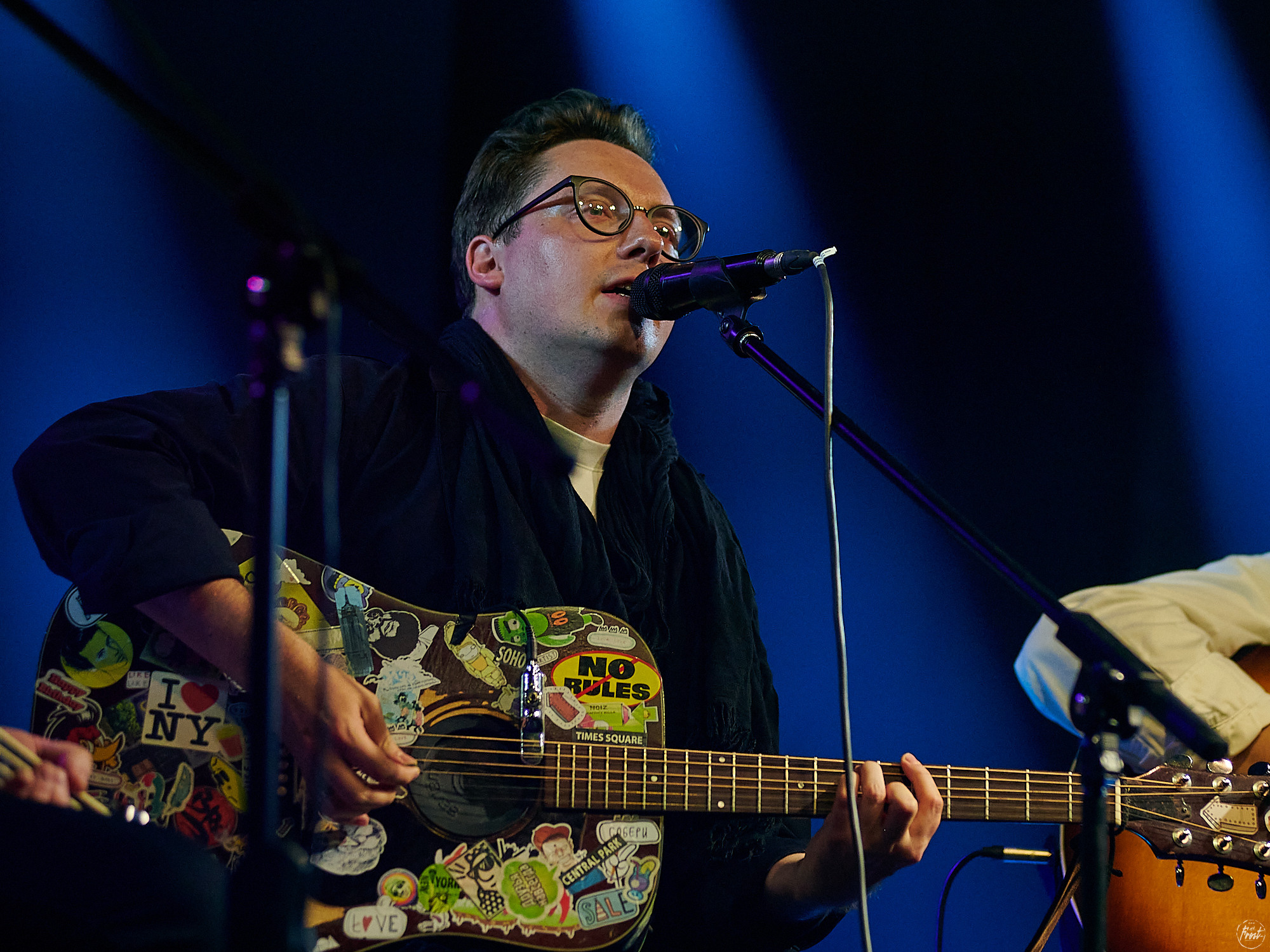 Необарды: Ромарио, Павел Пиковский, Василий Уриевский, Павел Фахртдинов. Фотографии отовсюду и обо всем