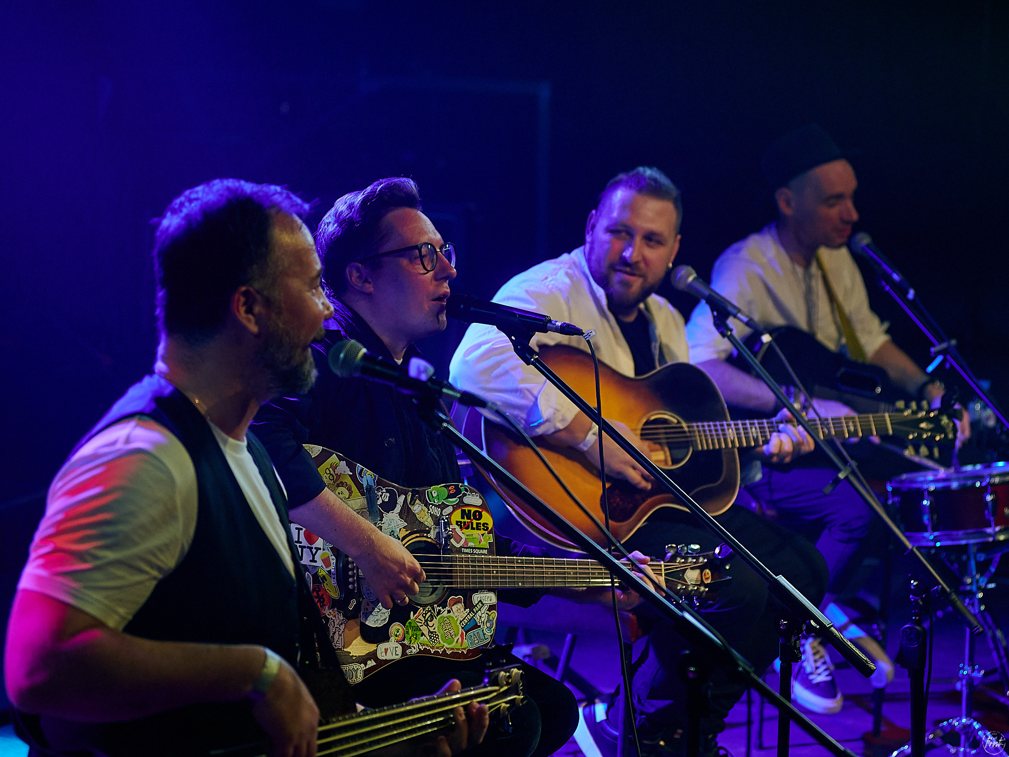 Необарды: Ромарио, Павел Пиковский, Василий Уриевский, Павел Фахртдинов. Фотографии отовсюду и обо всем