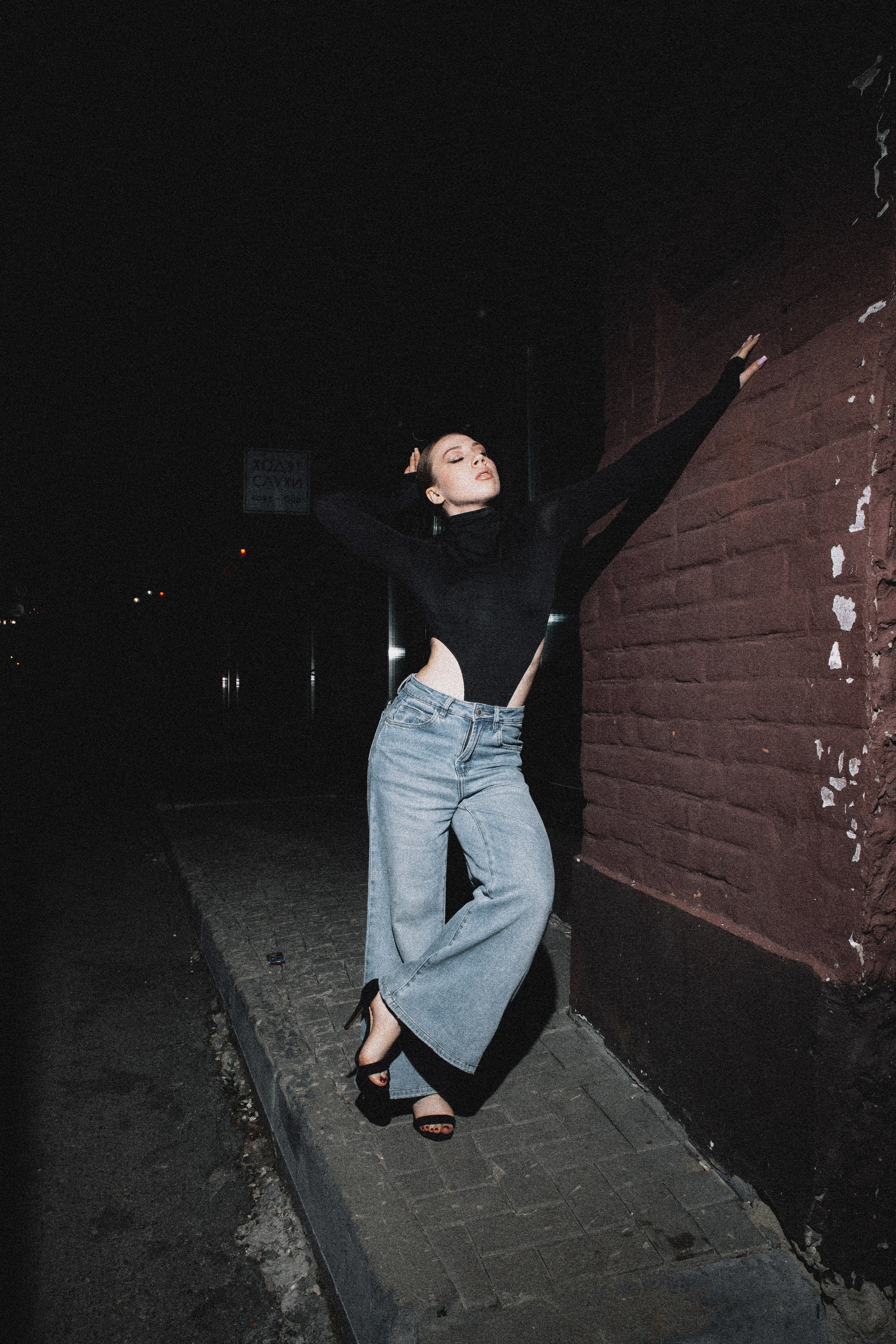 Александра и ночные огни Почтовой. Свадебный и семейный фотограф Исаев Давид