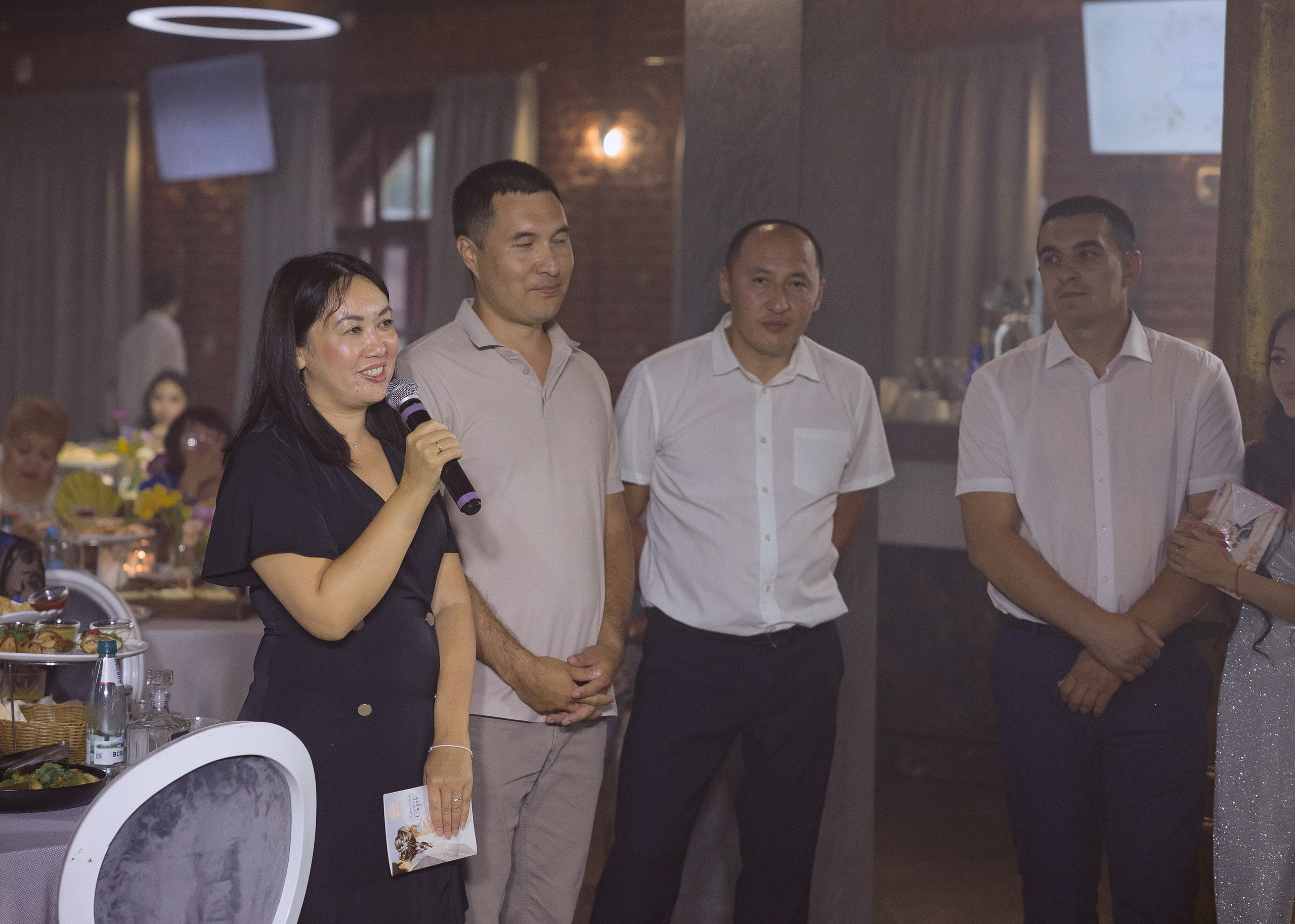 Дмитрий и Алита. Фотограф Эмиль Исякаев