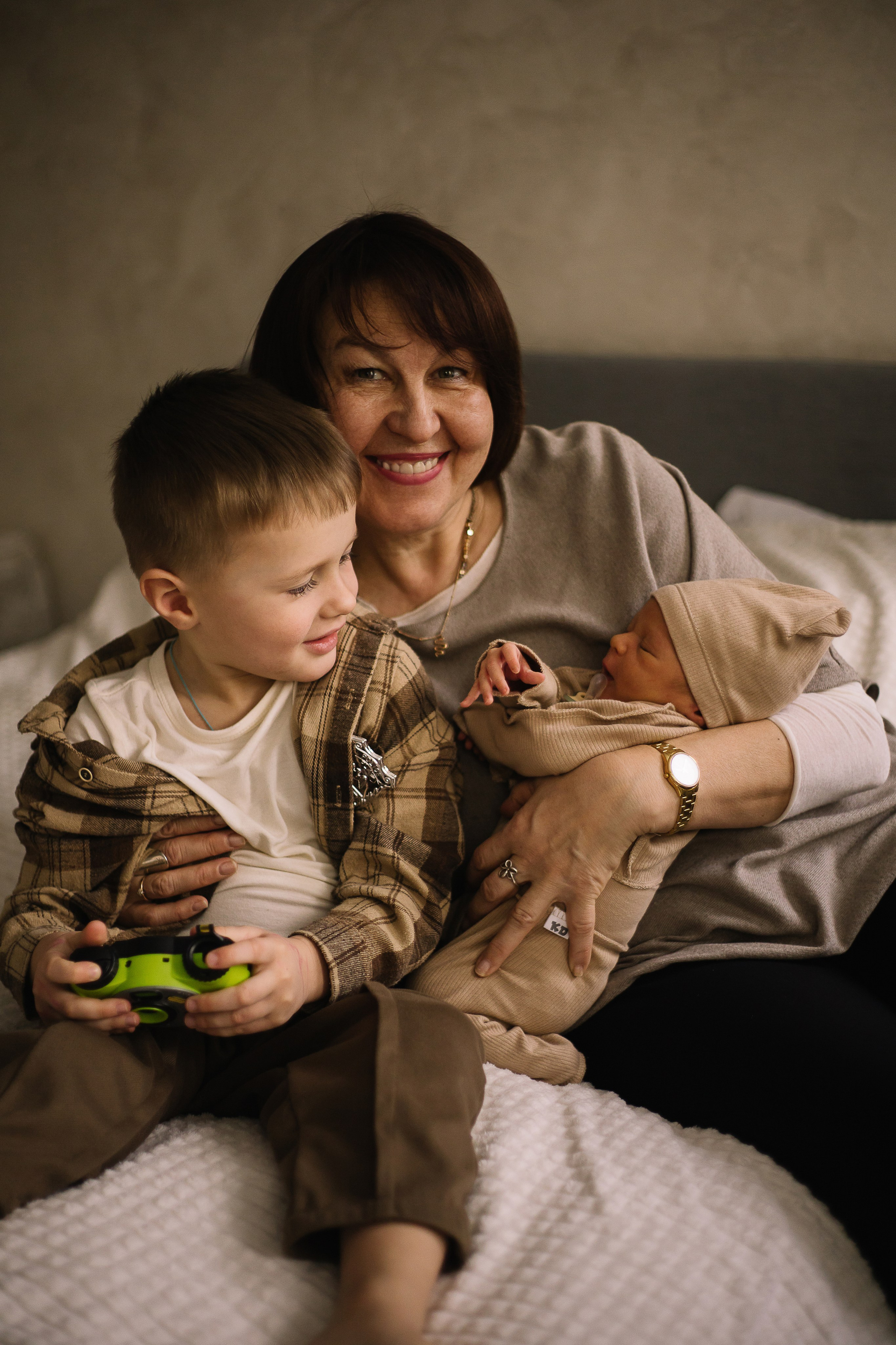 Домашняя семейная фотосессия с новорожденным. Семейный фотограф в Томске Максимова Екатерина