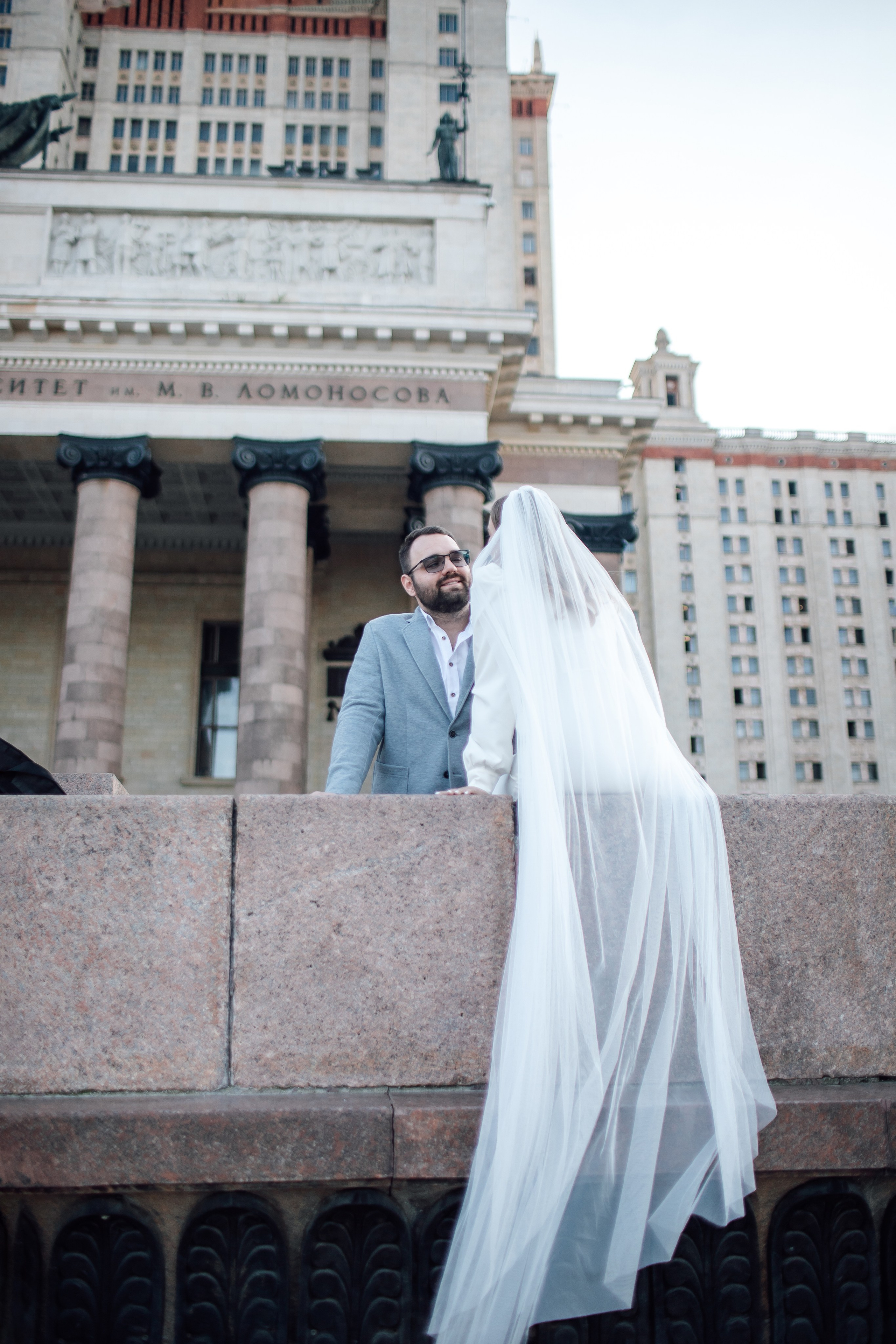 Лав стори на фоне МГУ love story. Ваш фотограф в Москве — Зернова Лидия
