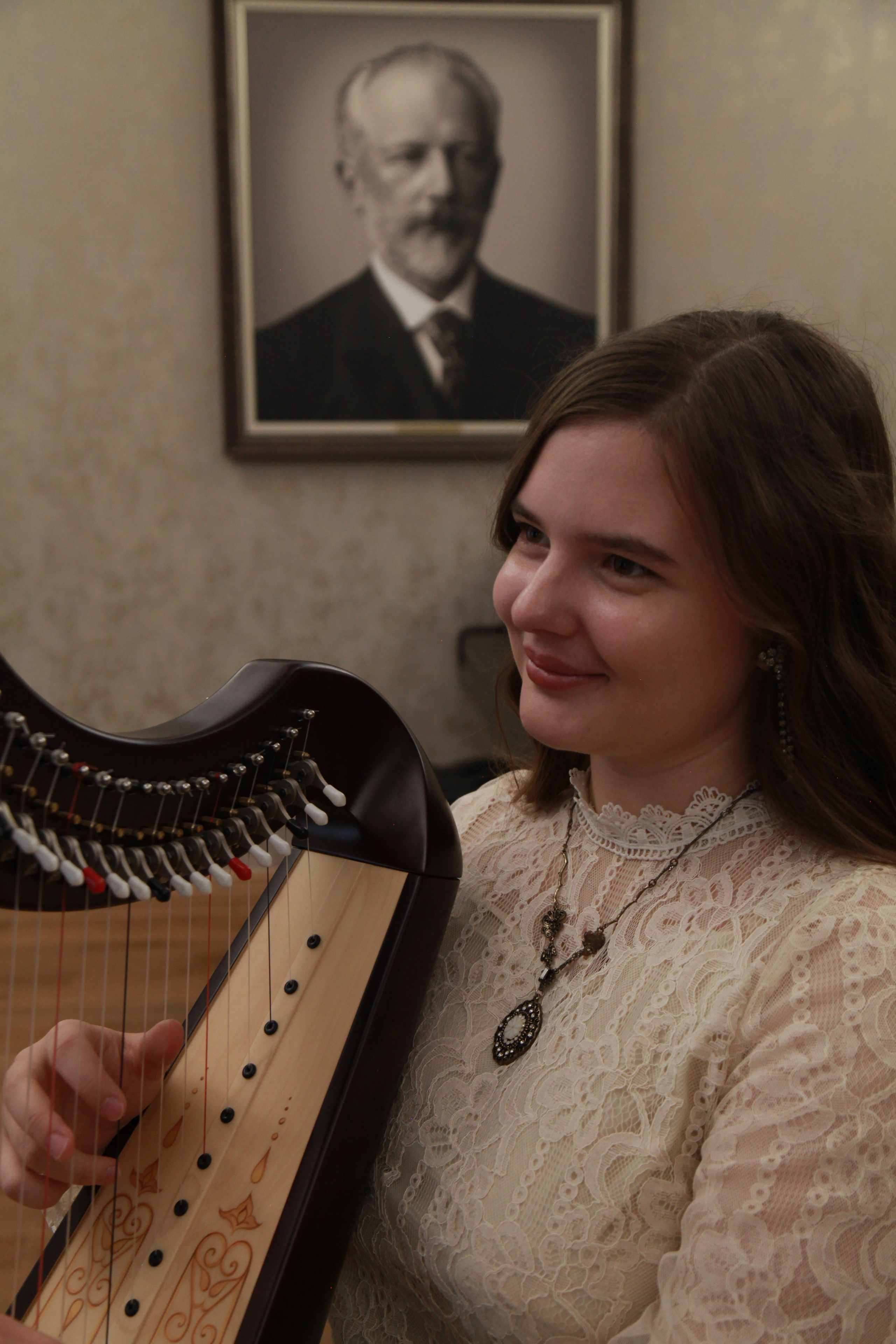 Концерт Арфы. Мария Максимова. ДМШ № 1. 18.10.23. Профессиональное фото в Казани: от идеи до результата. Фотограф Яна Мур