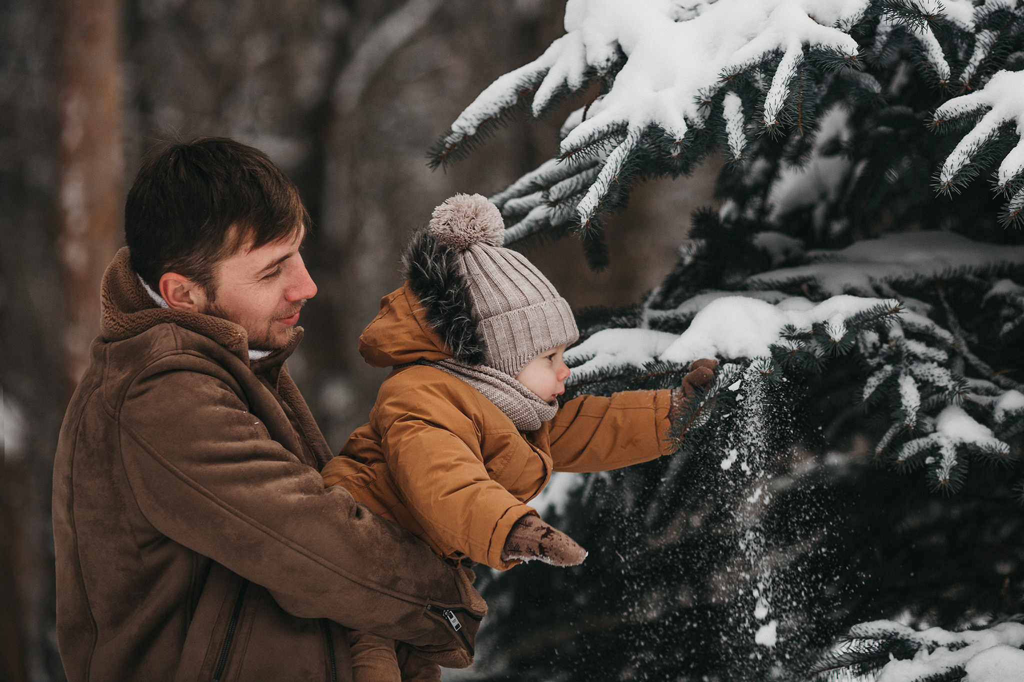 Ира, Женя, Мирон, Платон в зимнем лесу. Семейный фотограф в Москве Марина Петра