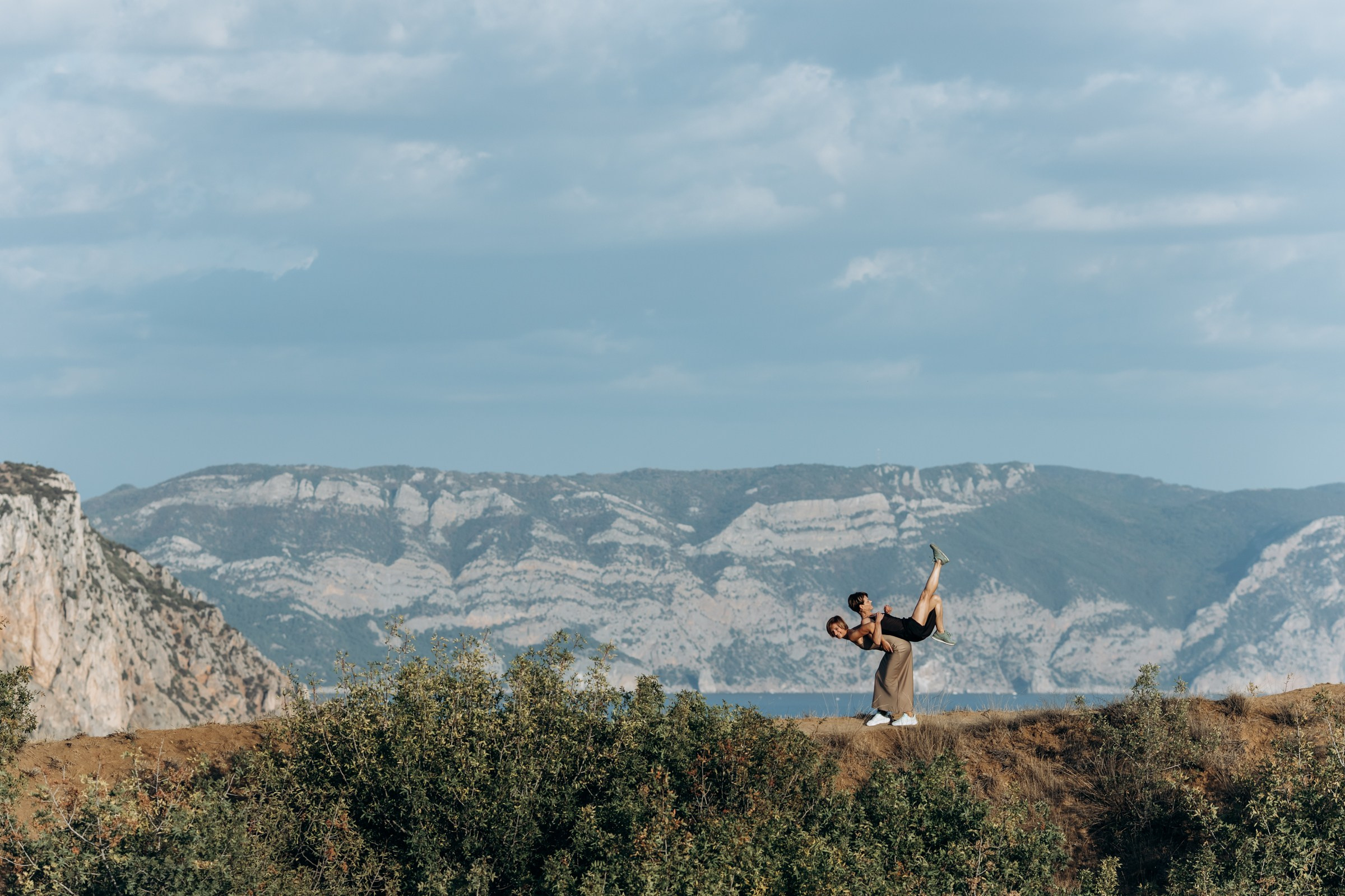 Наталья и Марина (Две сестры). Фотограф в Крыму — Федор зайцев. Свадебная, семейная и портретная съёмка. Фотографии для контента, для бизнеса. Корпоративная съёмка