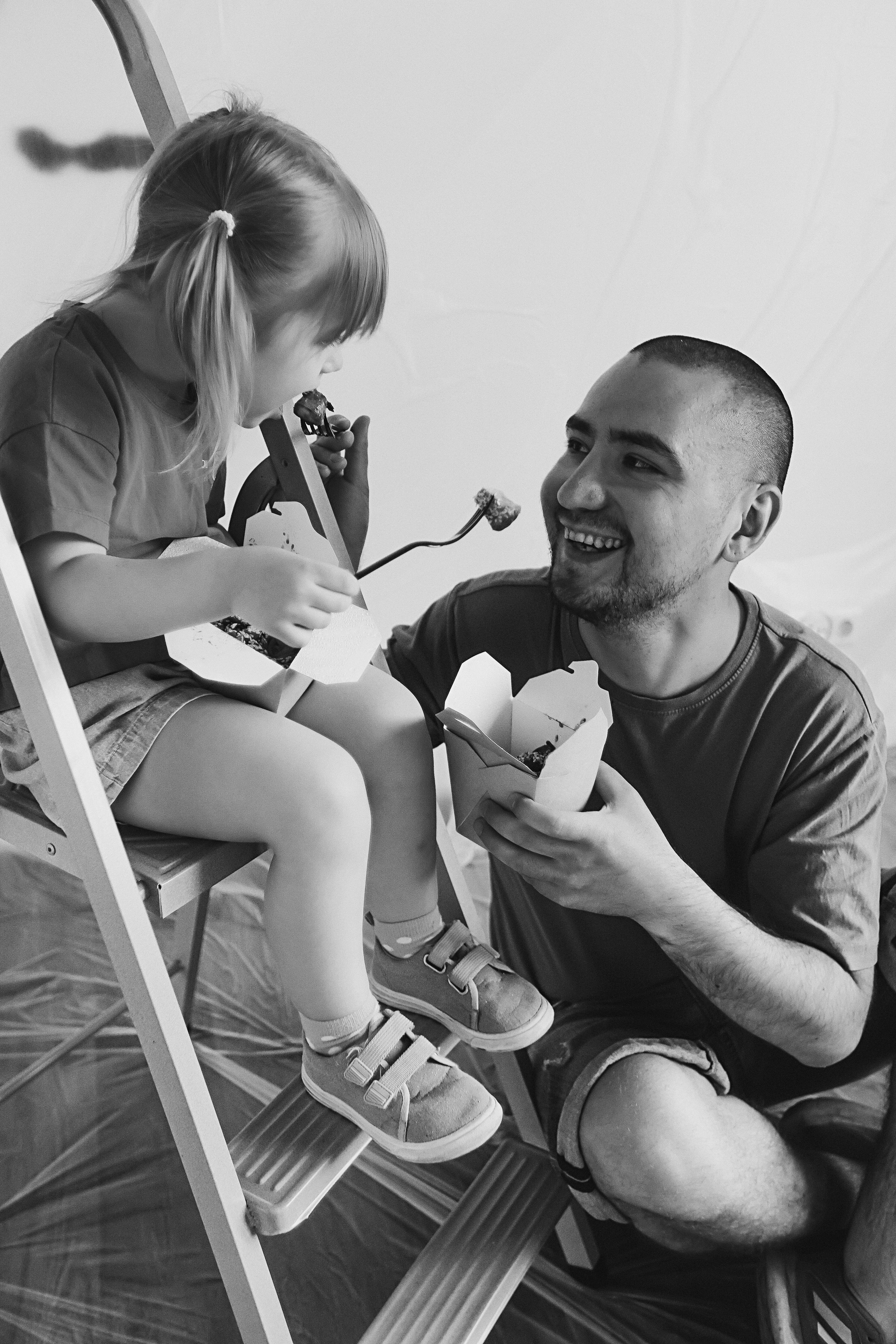 Ремонт. Семейный фотограф Тюмень, фотограф на роды Салмина Мария