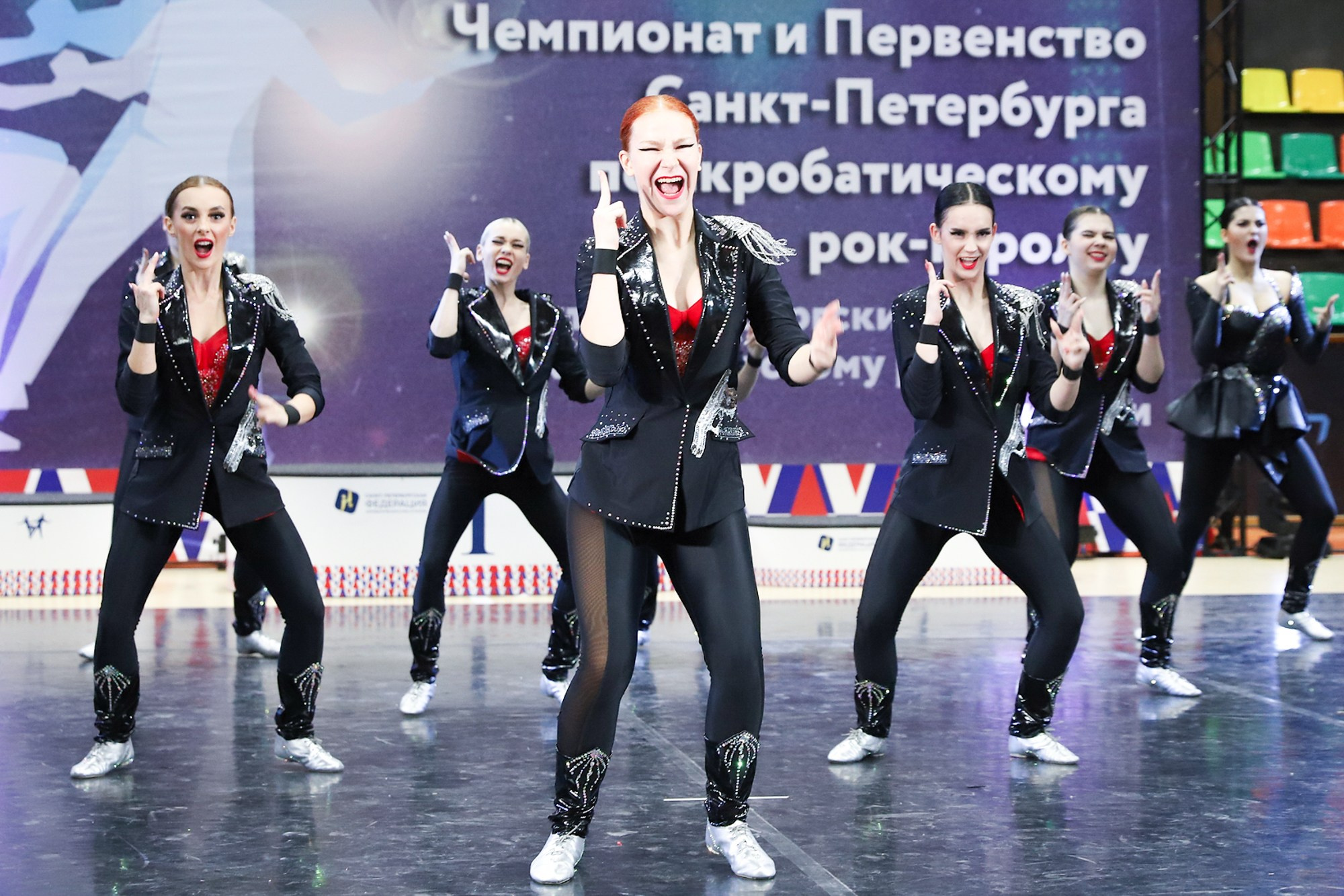 Чемпионат и Первенство Санкт-Петербурга по акробатическому рок-н-роллу. Фотограф Дарья Попова