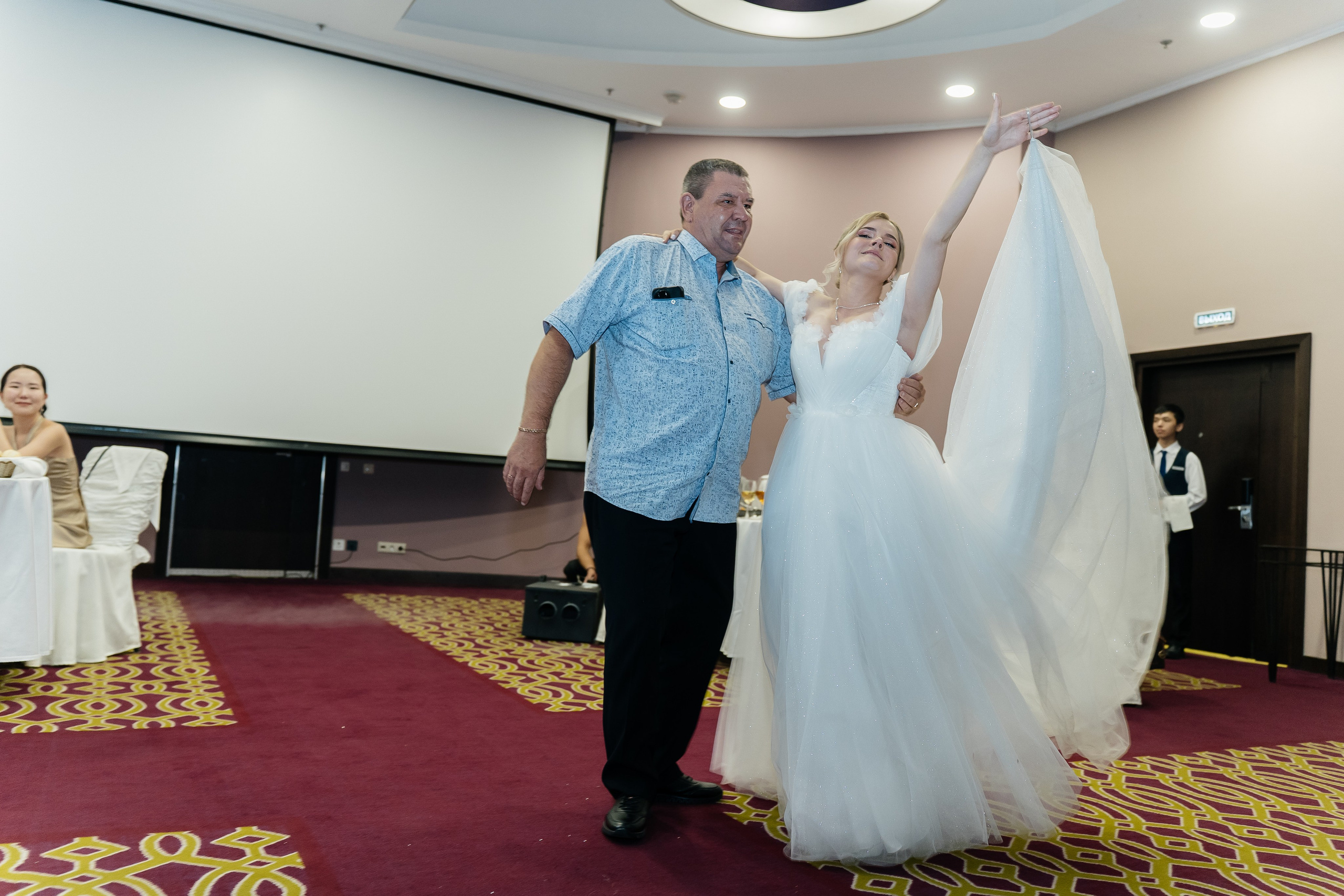 City Center. Для тех, кто не ждёт удачи, а создаёт её. Каждая фотосессия — это твой момент, твой стиль, твой успех. 📸