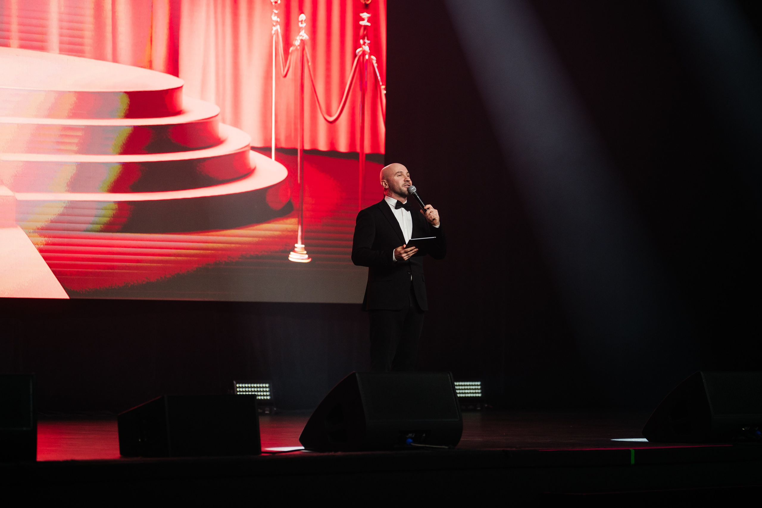 Роза Хутор корпоратив 2025. Фотограф Илья Бызов, Свадебный и репортажный фотограф Сочи