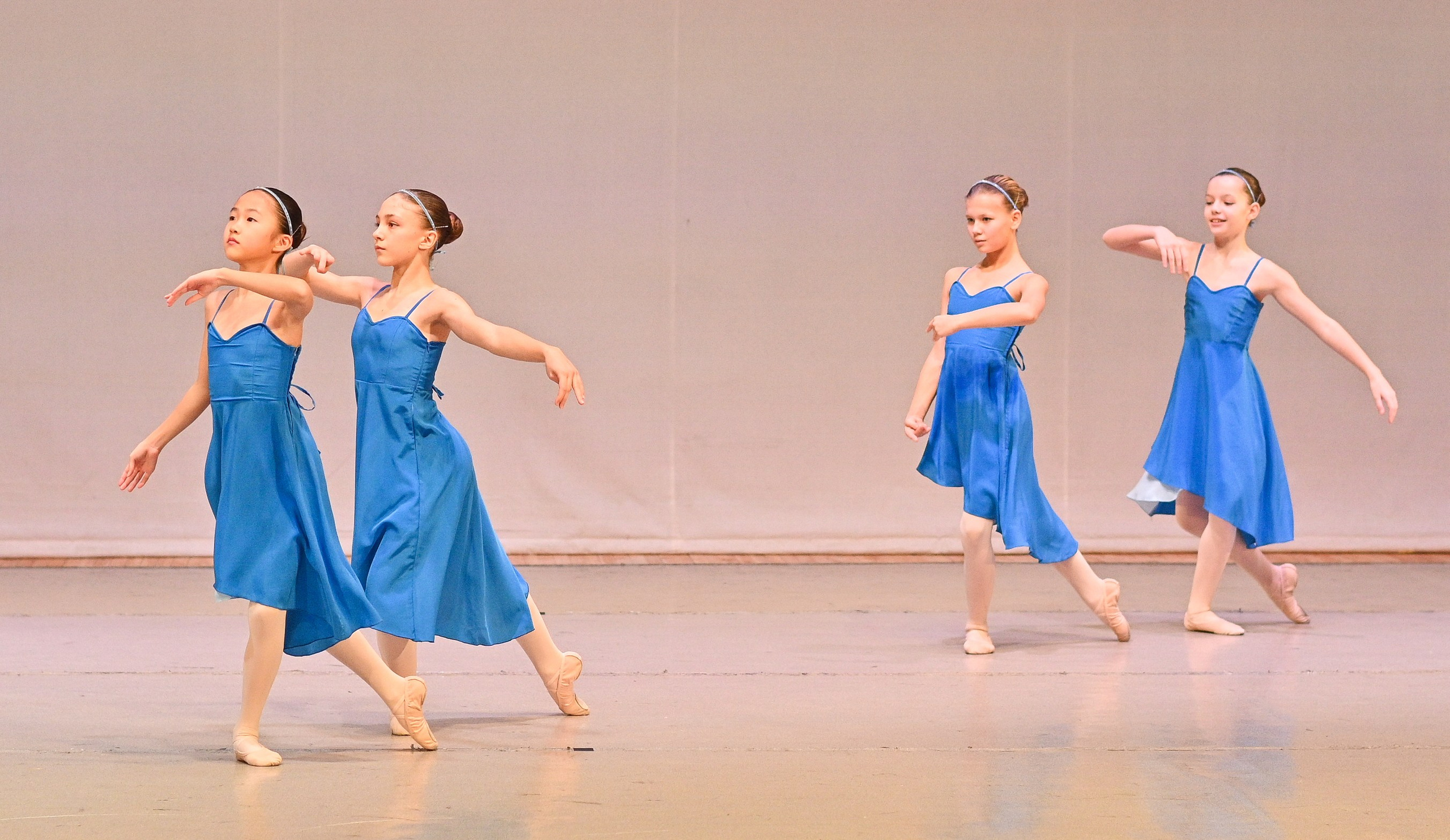 30.11.2024 Фестивальное движение «Шаг к мечте» г. Петрозаводск. Медиастудия Фото Концепт