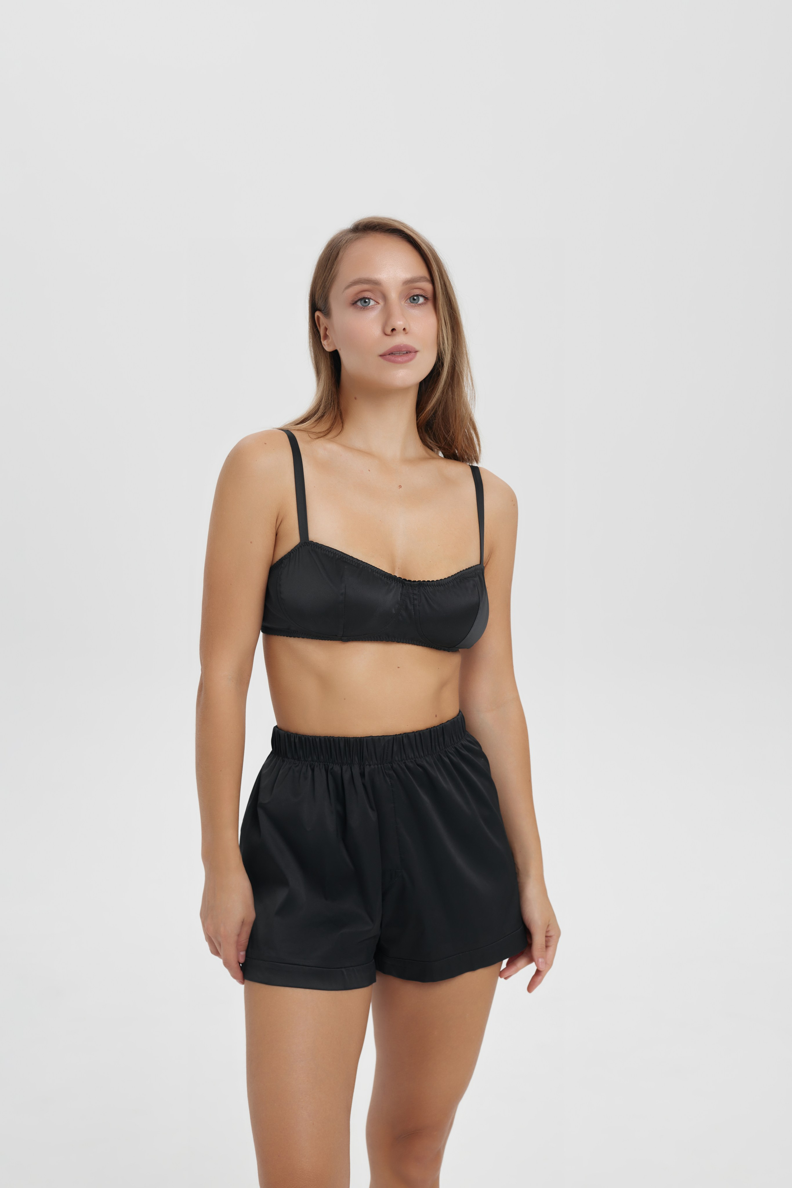 Профессиональная каталог и имиджевая съёмка для бренда выкроек нижнего белья и домашней одежды Pa2tern: лукбуки, контент для сайта и соцсете. Юрина Полина, фотограф из Екатеринбурга