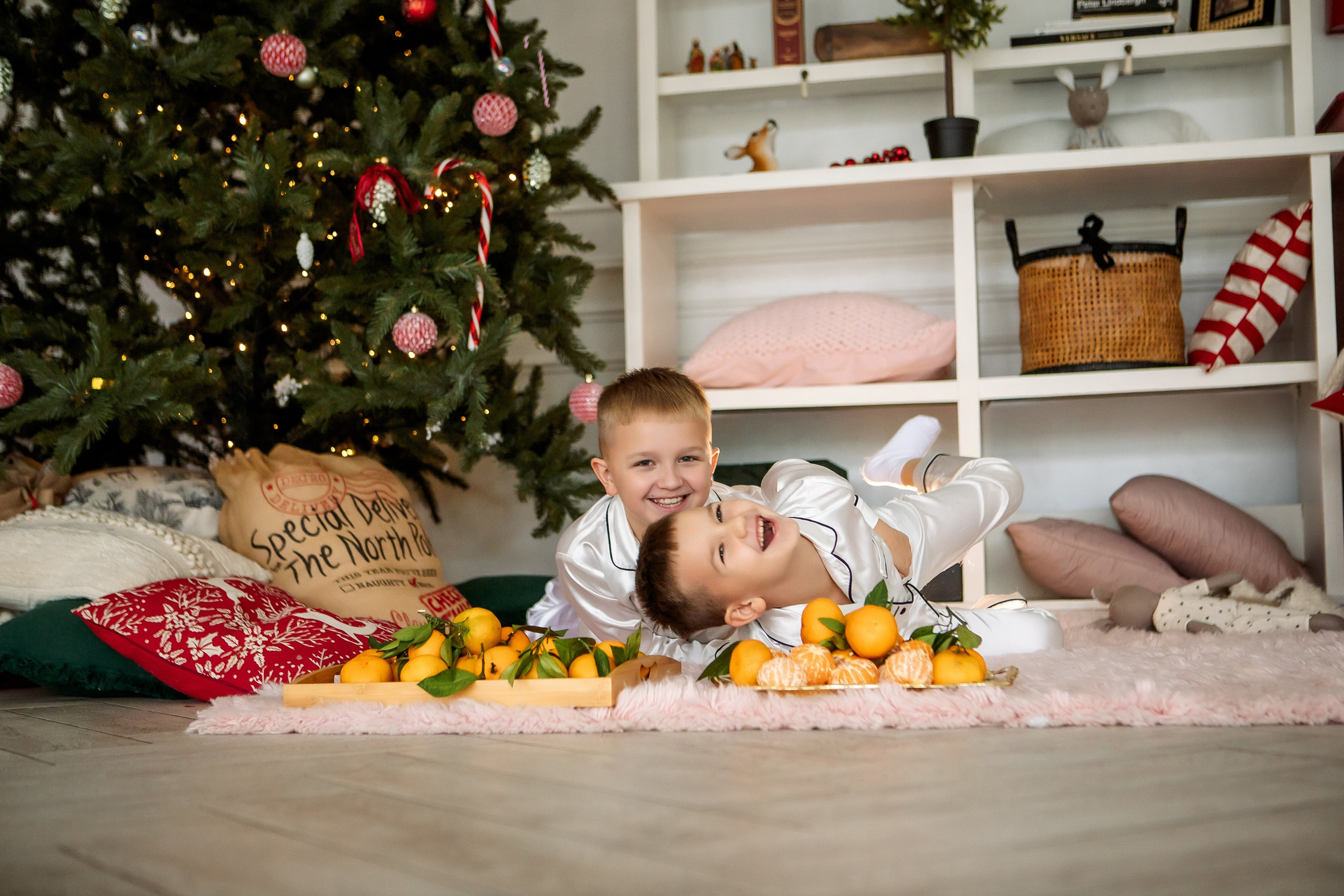 Мандариновое настроение. Семейный детский фотограф. Фотосессия в Минске
