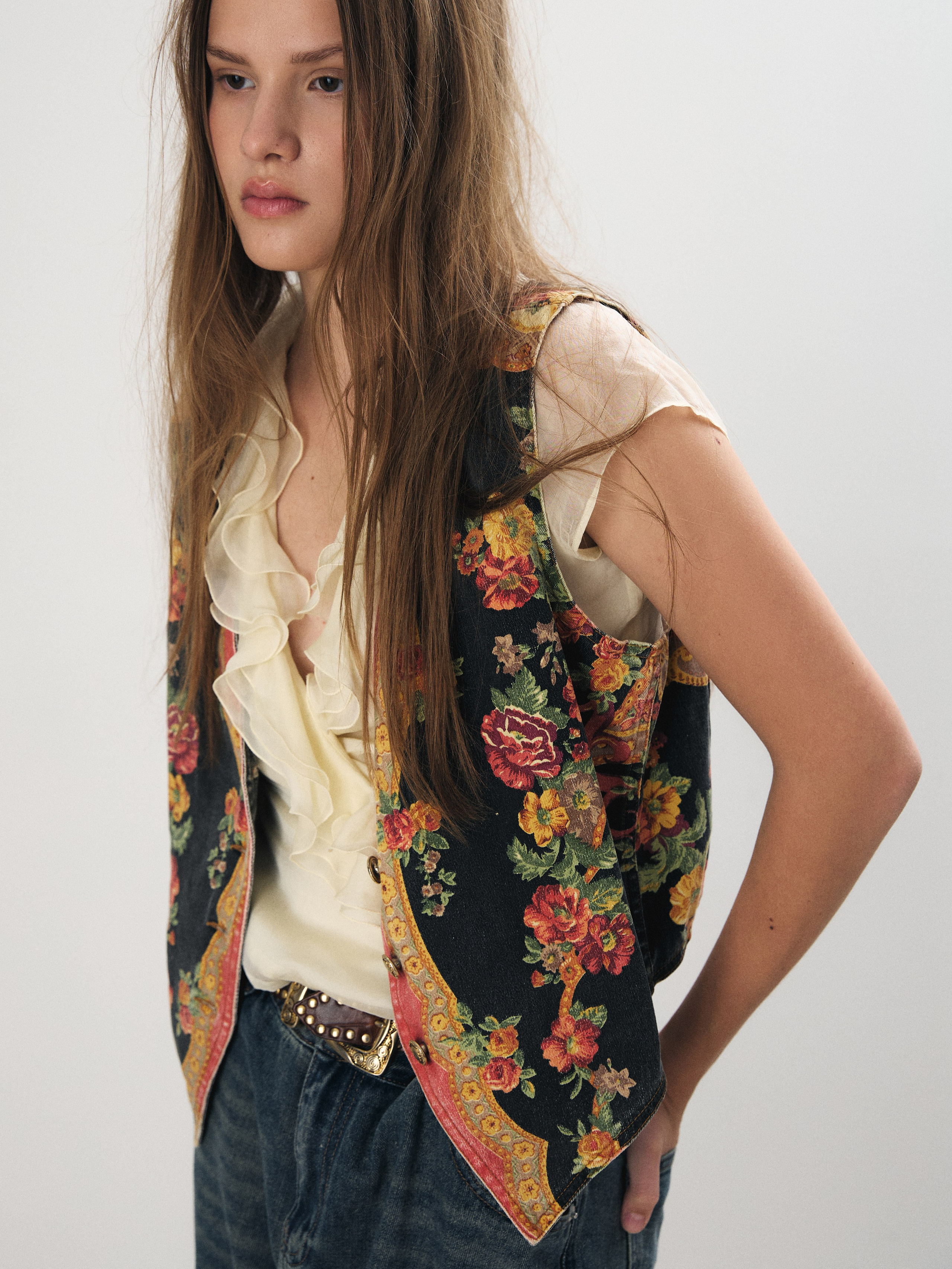 Lookbook. Фотограф в Москве и Сургуте Алла Лесовая. Снимаю каталог для брендов и индивидуальные портреты для людей