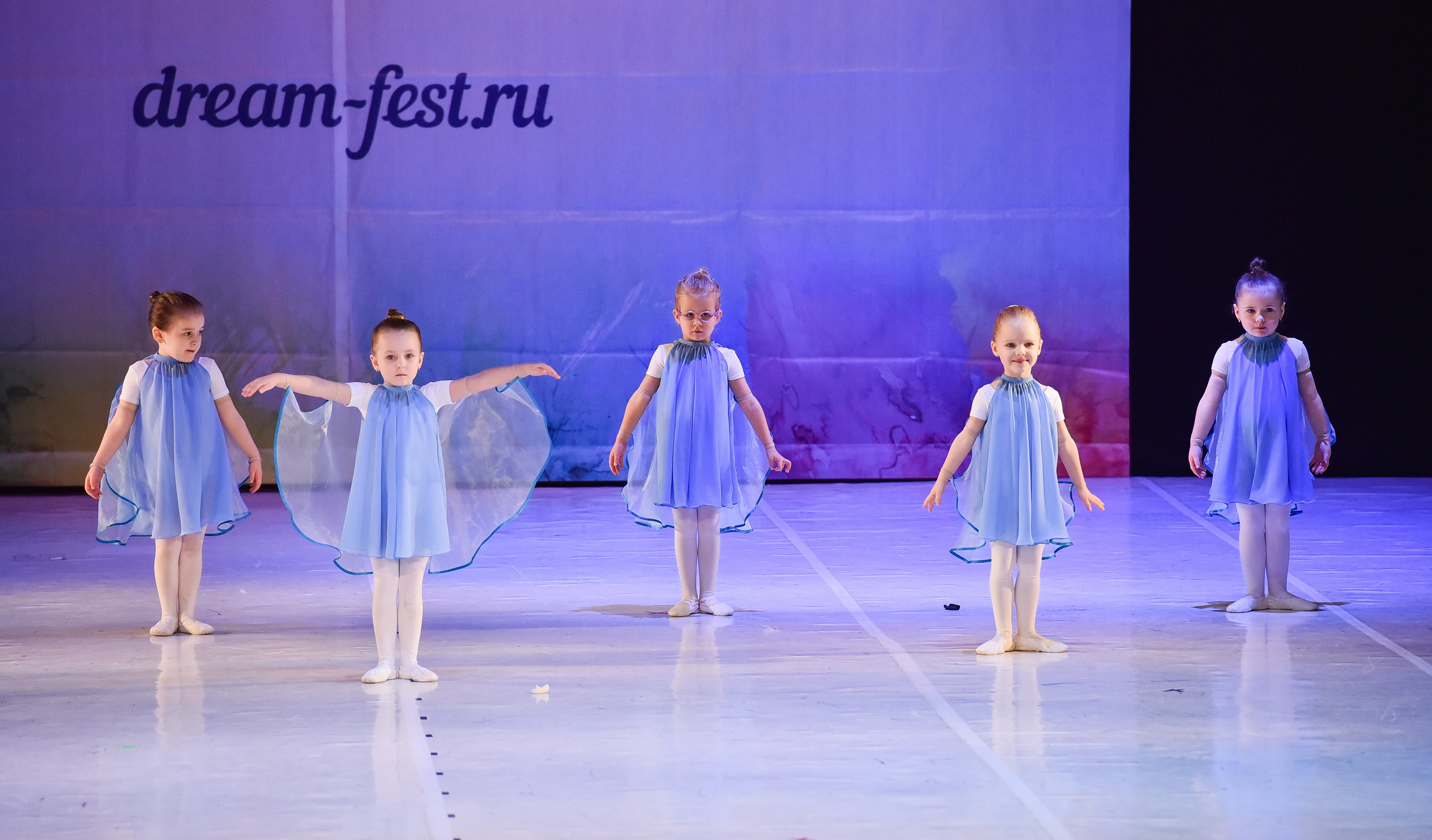 30.11.2024 Фестивальное движение «Шаг к мечте» Москва. Медиастудия Фото Концепт