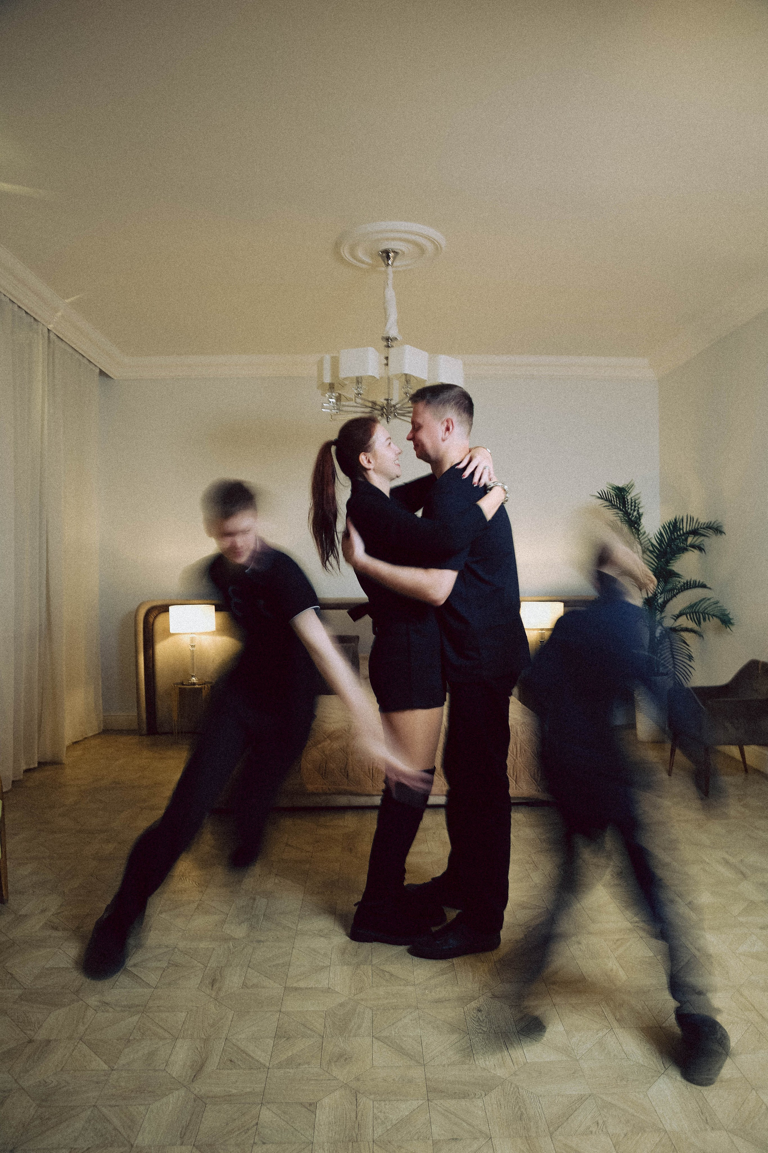 Новогодняя total black. Photographer in Moscow & everywhere in the World Alena Vyalova