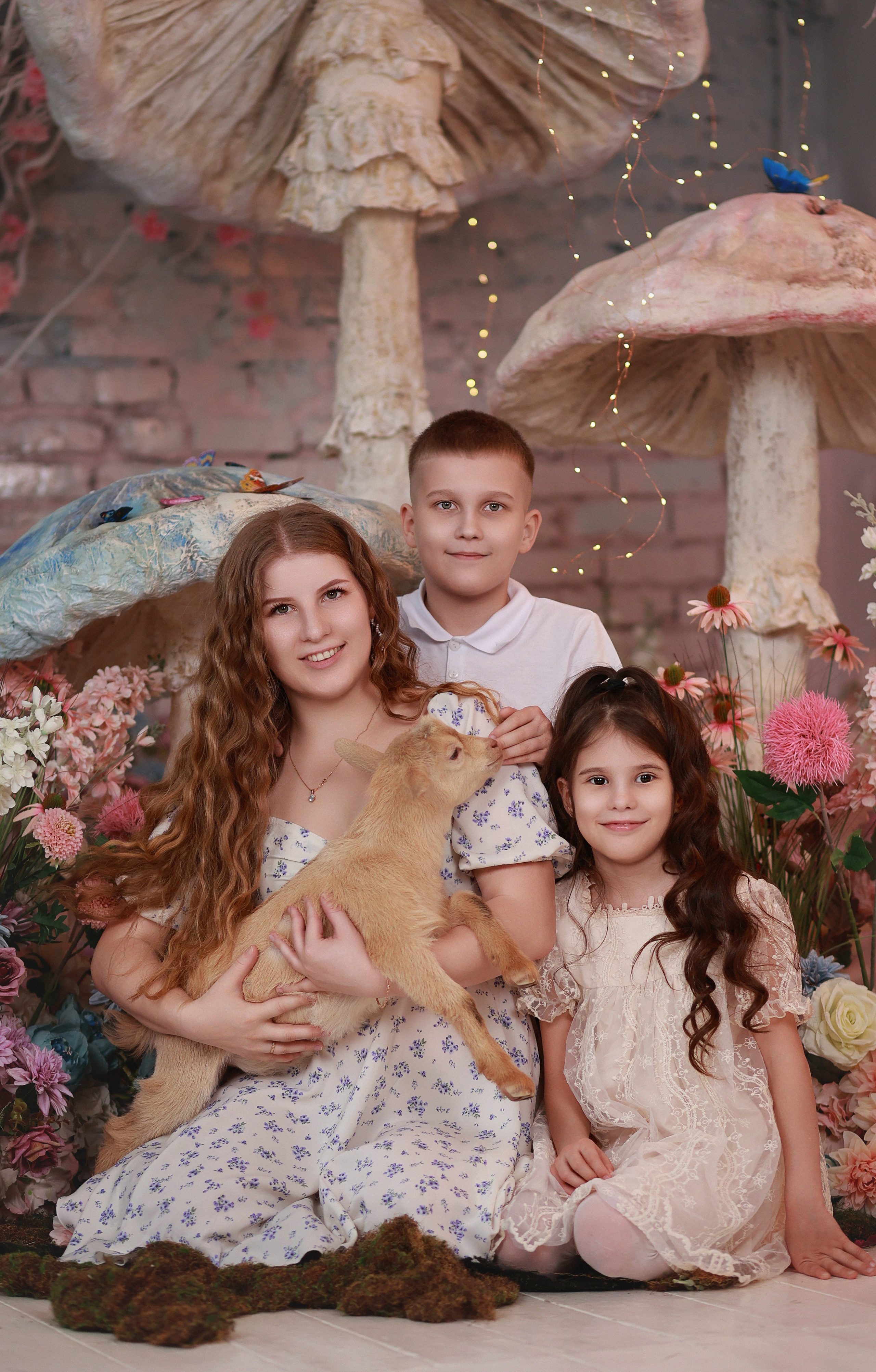 Фотопроект с козочкой и кроликами. Детский семейный фотограф Краснодар