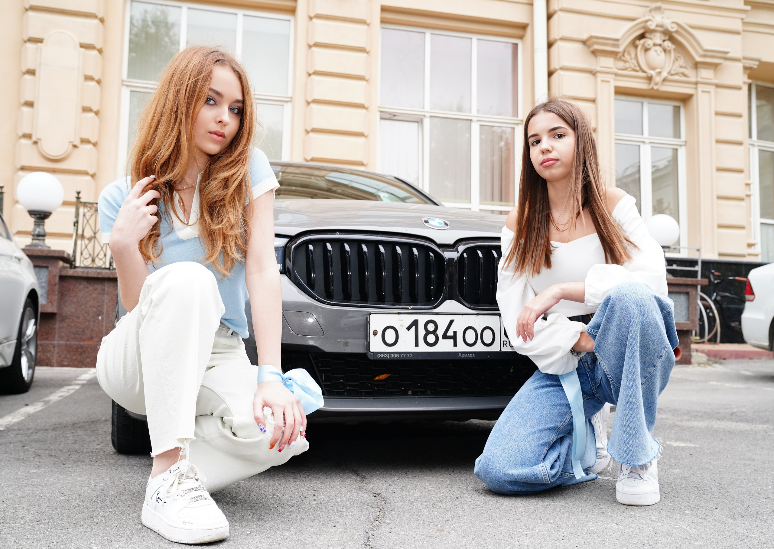 Парк Горького _бело-голубые оттенки старшая школа. MEMENTO.Выпускные альбомы, школьные, юбилейные и другие книги. Ростов-на-Дону