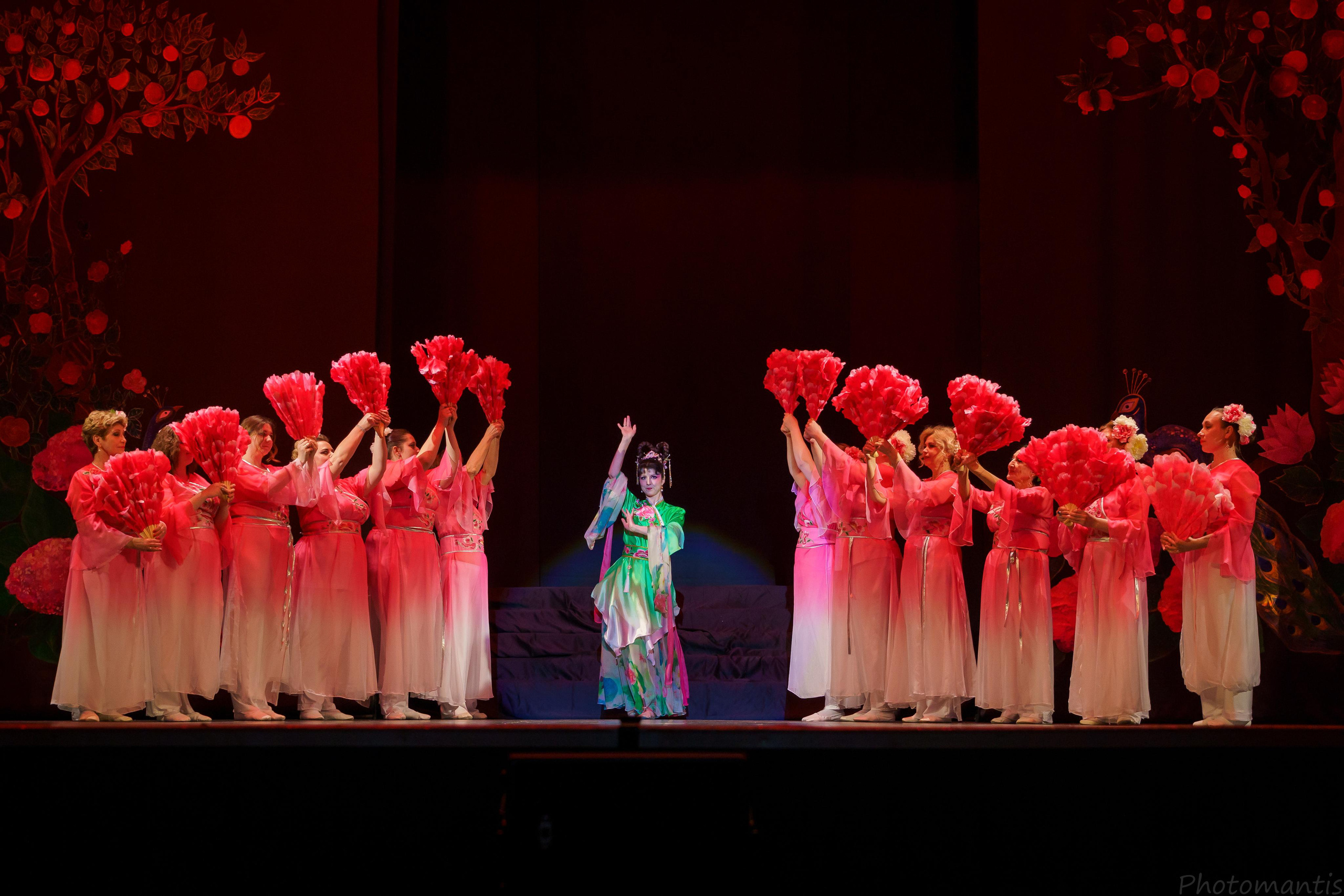 «Лунный цветок». Спектакль- сказка. Photomantis