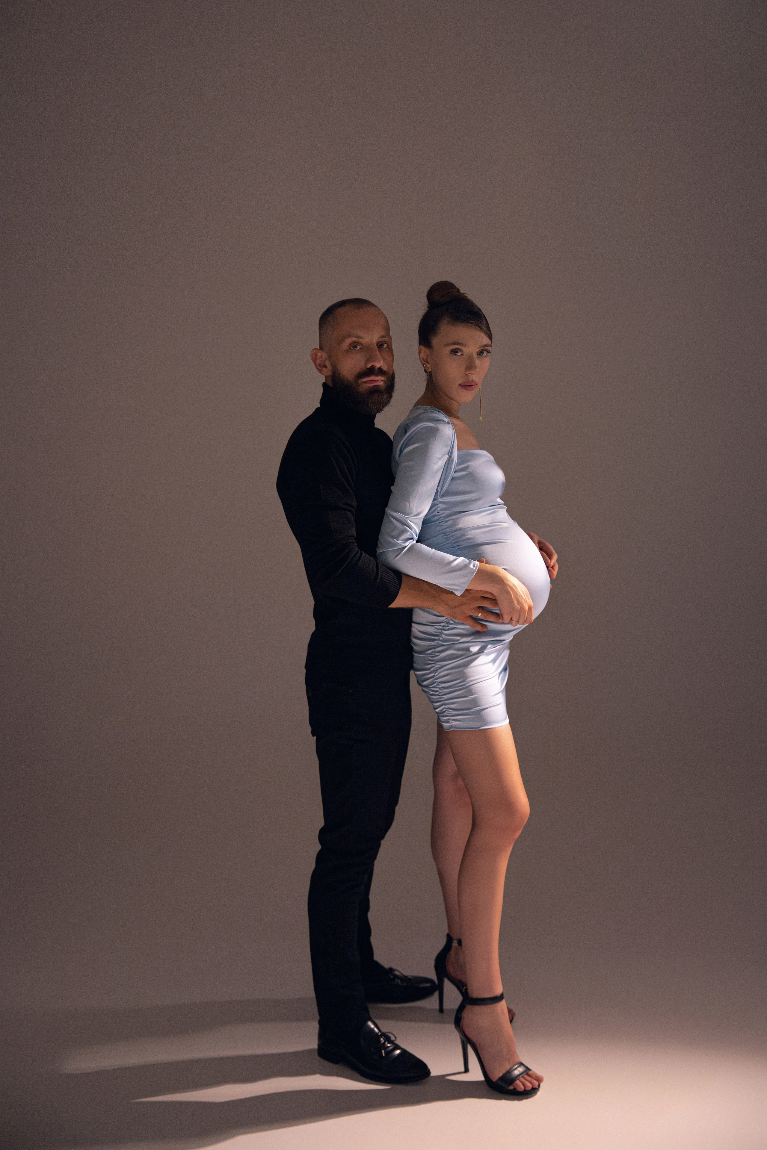 Беременная фотосессия в студии  Краснодар, Анапа, Сочи, Геленджик. Свадебный фотограф и видеограф Краснодар, Ростов, Сочи, Новороссийск