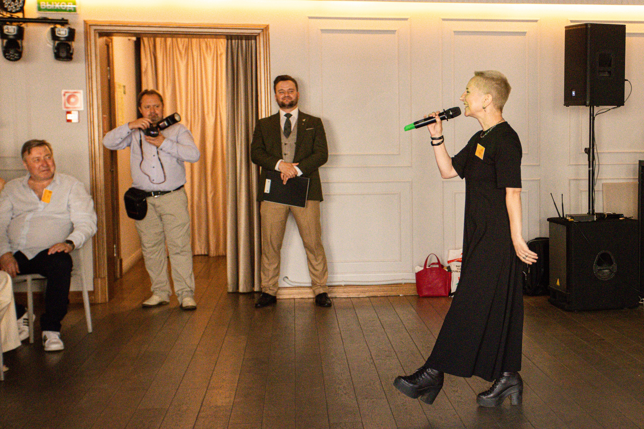 Встреча выпускников. Стоматологи СПб. Семейный фотограф в Вышнем Волочке — Ульяна Иванова | Фотосессии для всей семьи