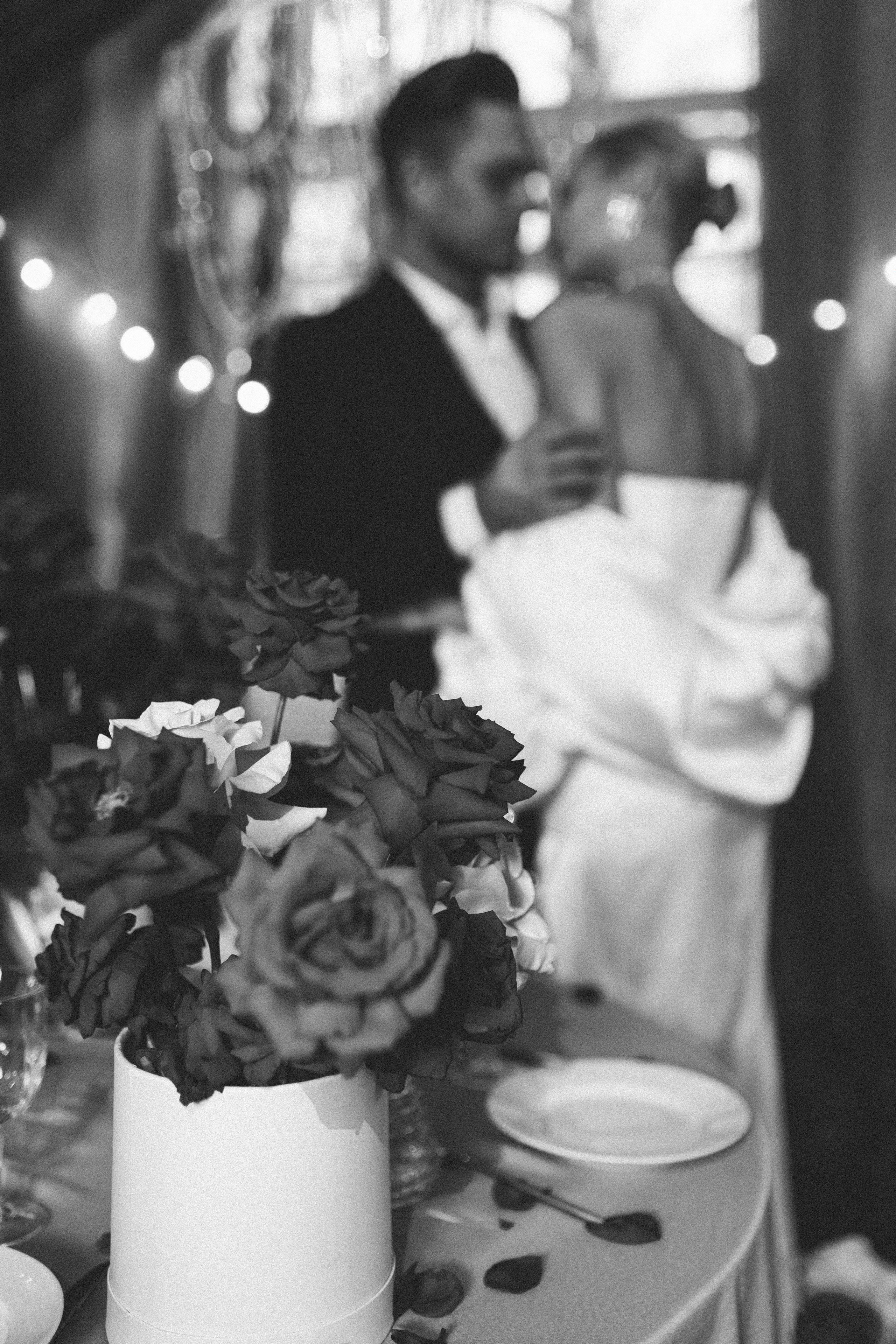 Свадьба в Москве 14.02.24 Красные розы. Свадебный и семейный фотограф в Донецке, Ростове, Севастополе!