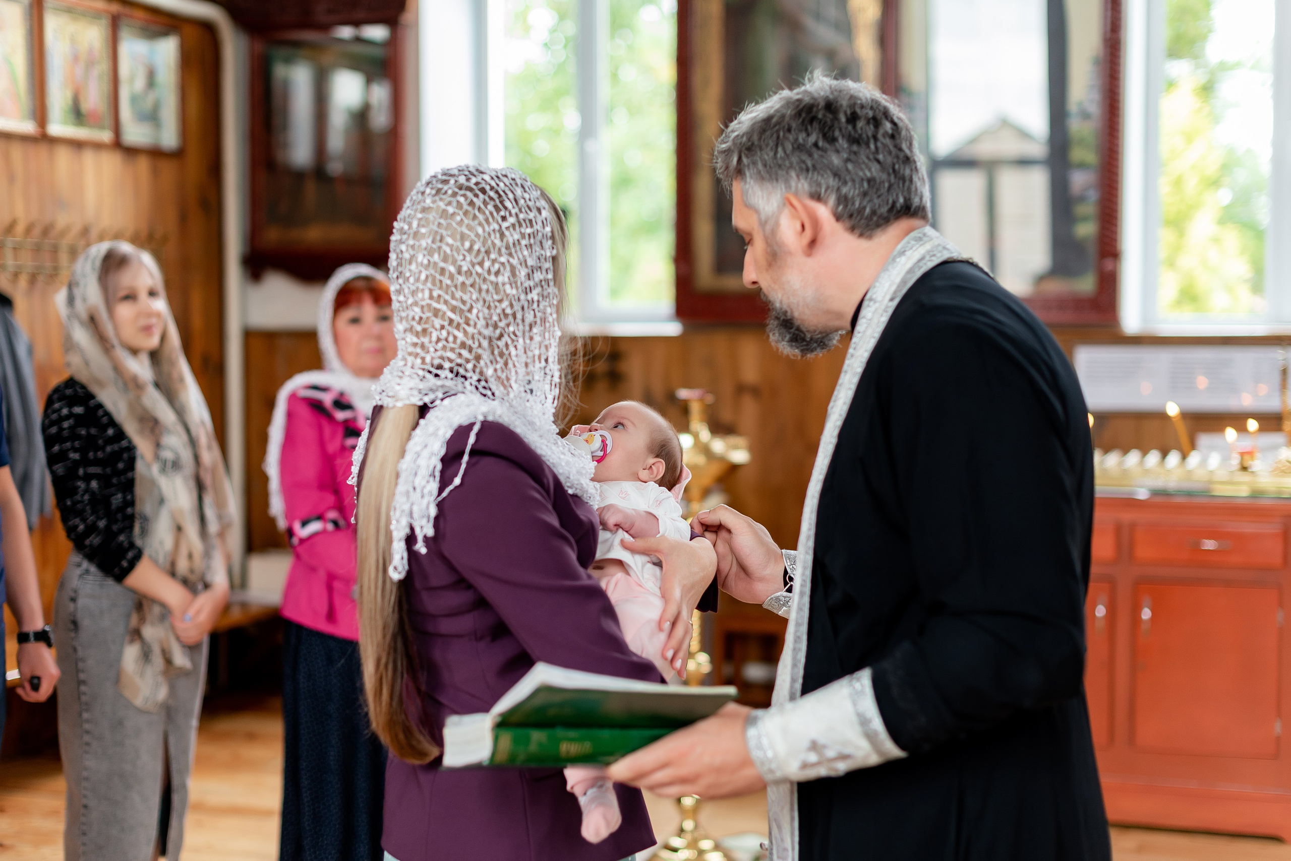 Крещение Ксении. Фотограф Татьяна Иванчикова