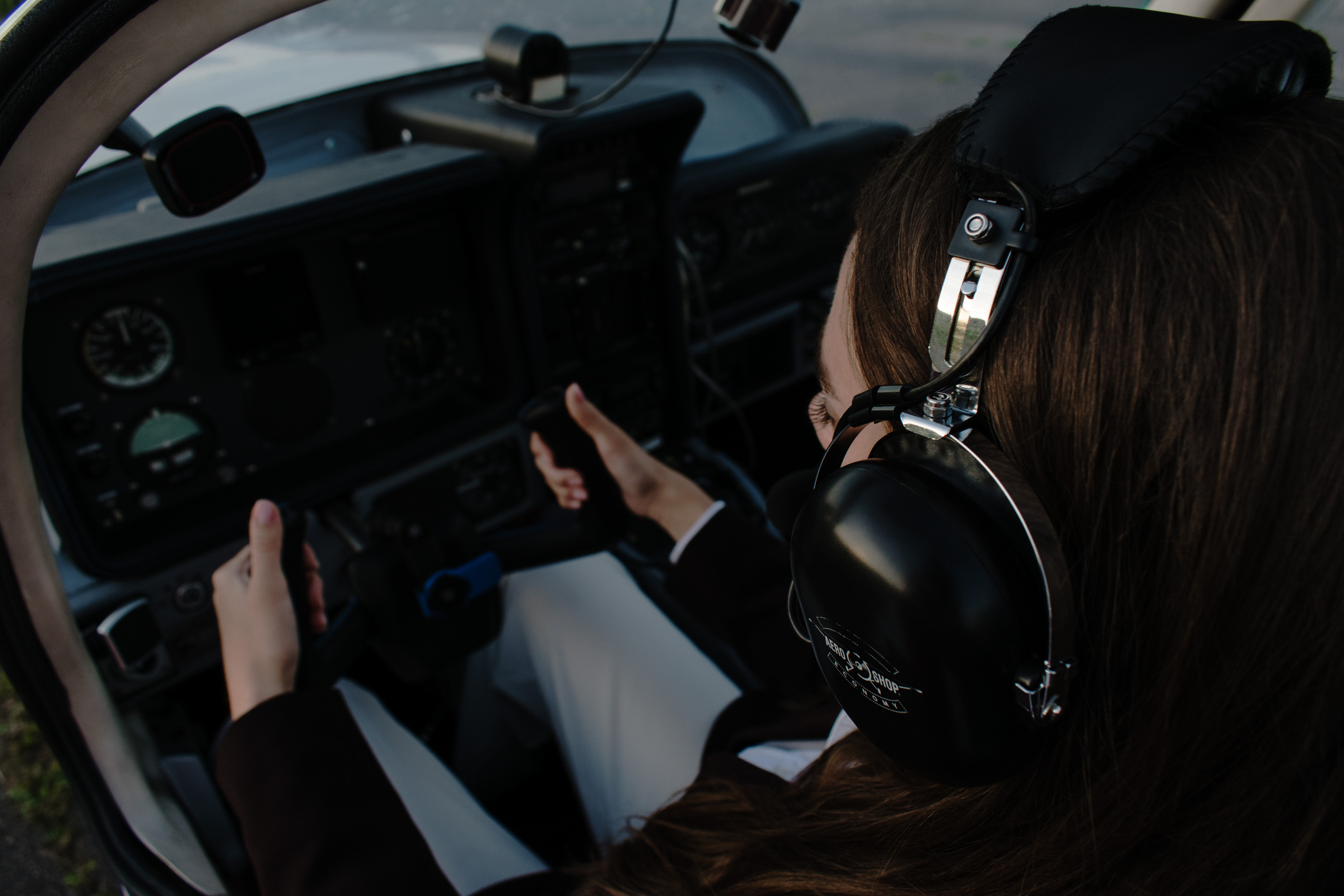 НЕБО, САМОЛЕТ, ДЕВУШКА. Индивидуальный фотограф в Санкт-Петербурге Надежда Волобуева