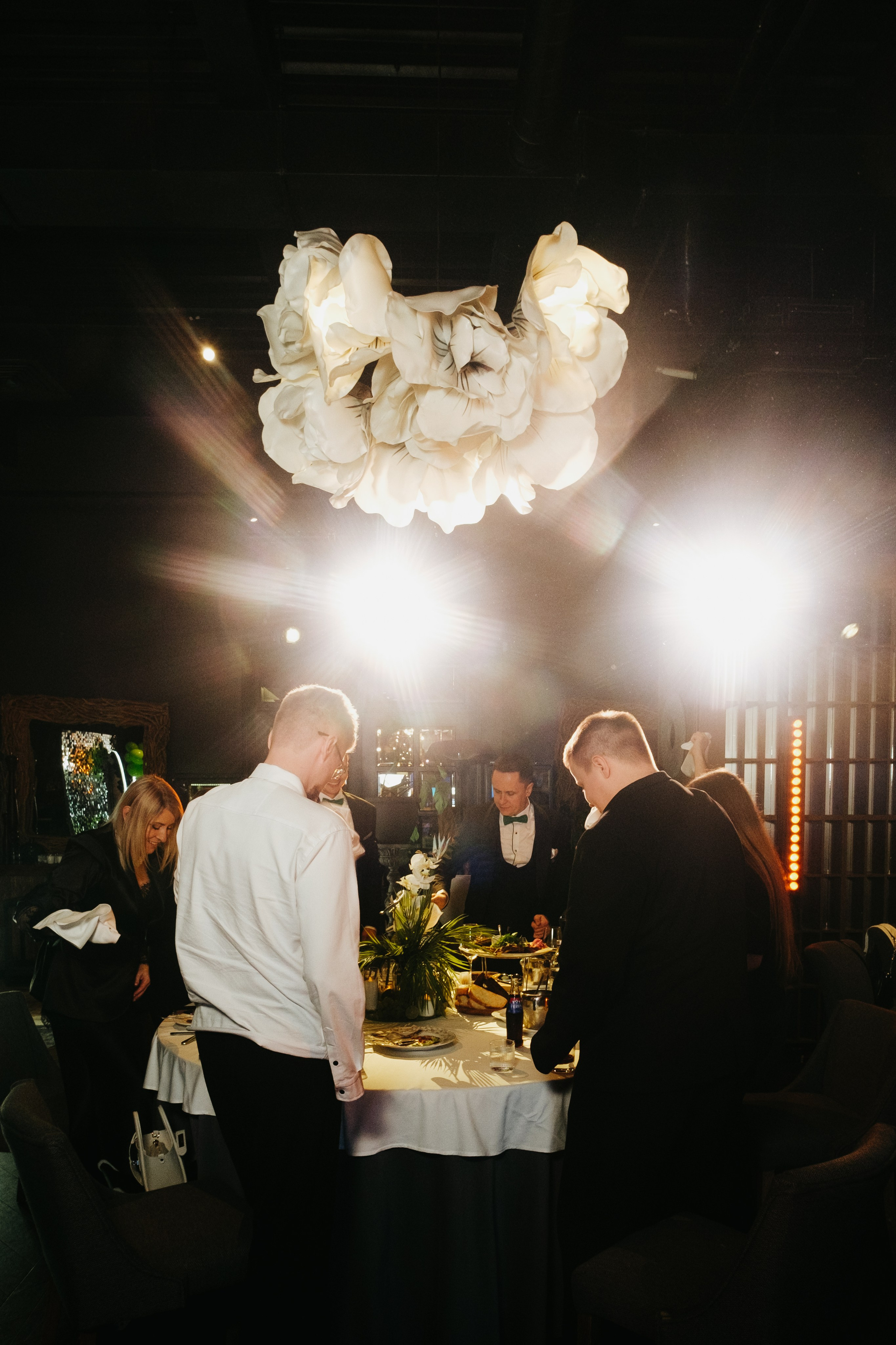 Корпоратив в Сириусу (Адлер) 10 лет компании. Свадебный фотограф Денис Ожигин в Краснодаре и крае. Эмоциональная и стильная съемка вашего дня