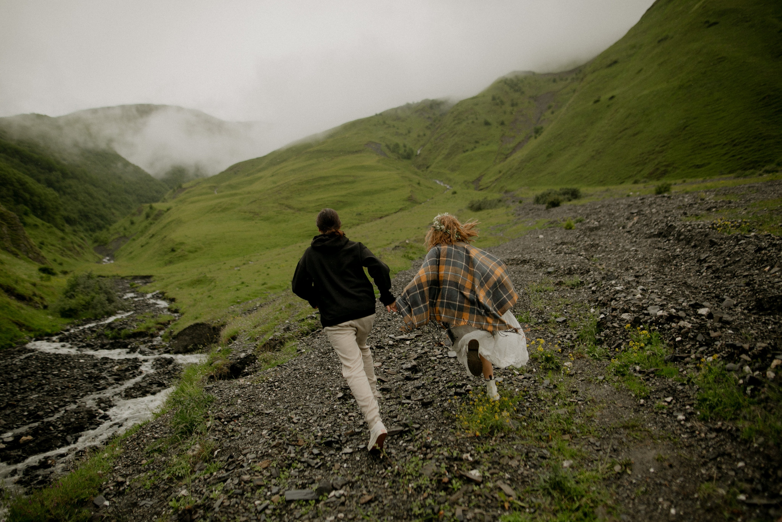 Nikita & Nastya. Wedding at Kazbeg. Свадебный фотограф Грузия Alex and Polly