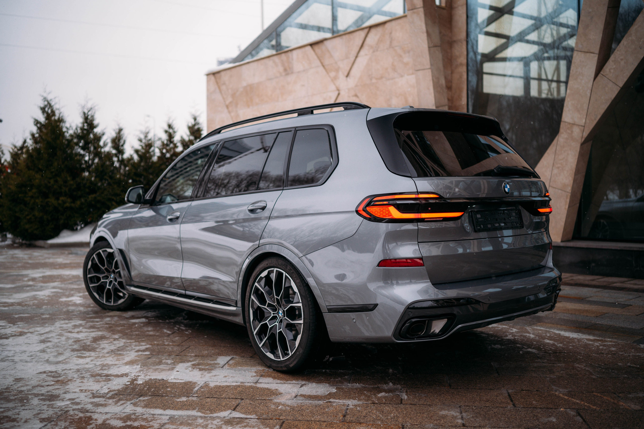 BMW X7 G07 40d. Автомобильный фотограф в Москве — Сидоров Дмитрий