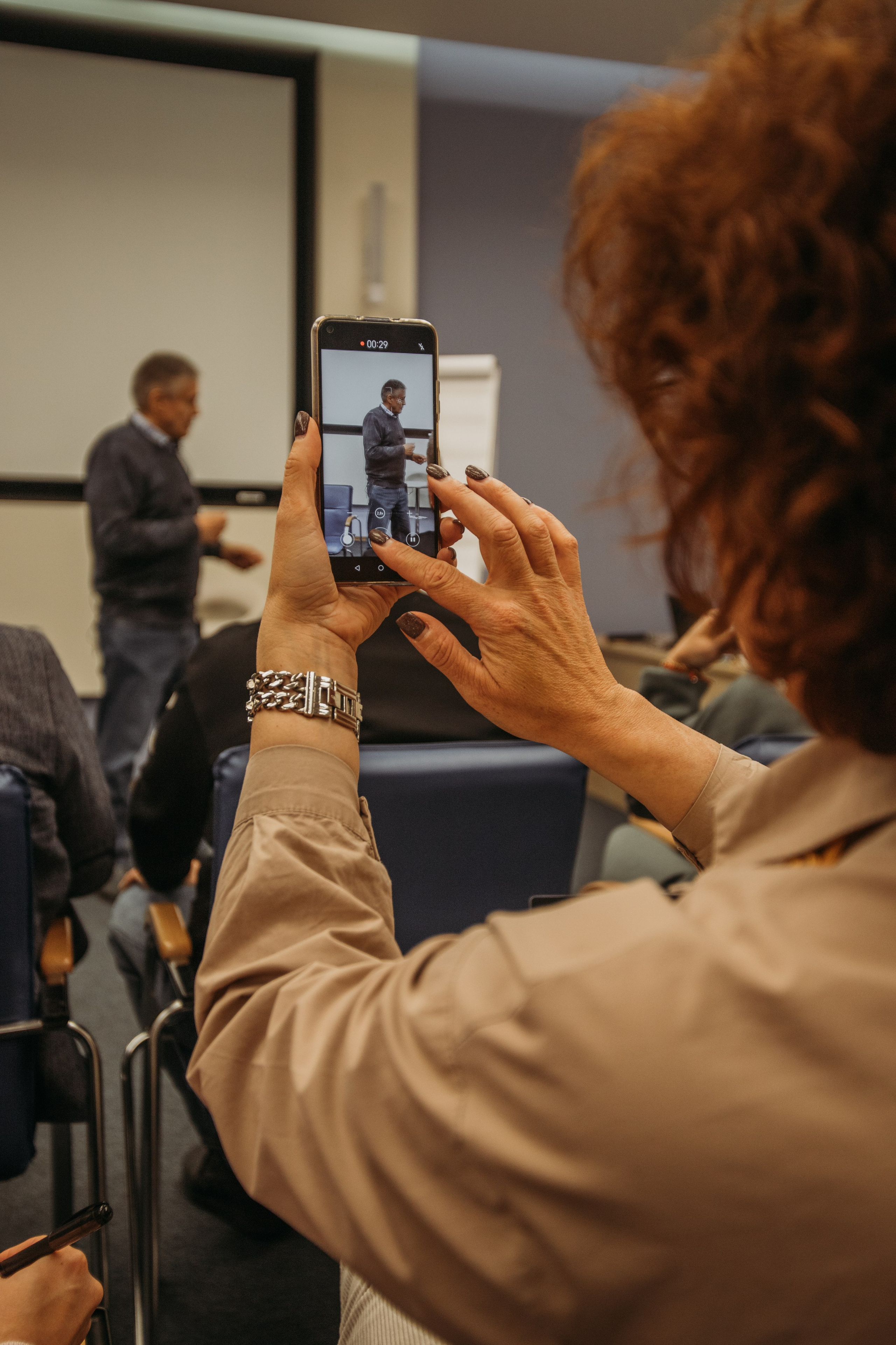 Тренинг по НЛП технологиям Михаила Пелехатого. Венера Гайн. Репортажный фотограф  Тюмень. Обучение фотографии с 0