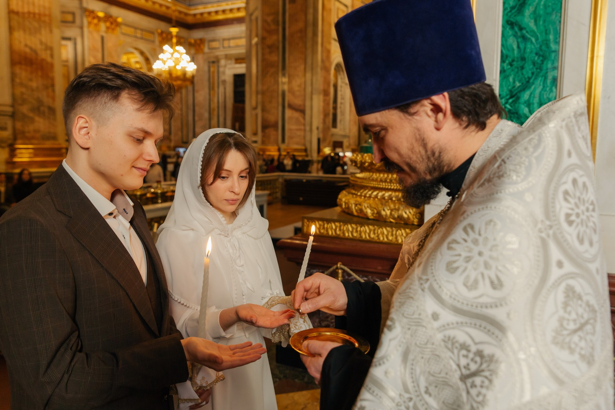 Во сколько обойдется венчание в исаакиевском соборе спб, как записаться на венчание в Питере, проводят ли венчания в Исаакиевском соборе, венчание для двоих Питер, фотограф на венчание Денис Дорфф