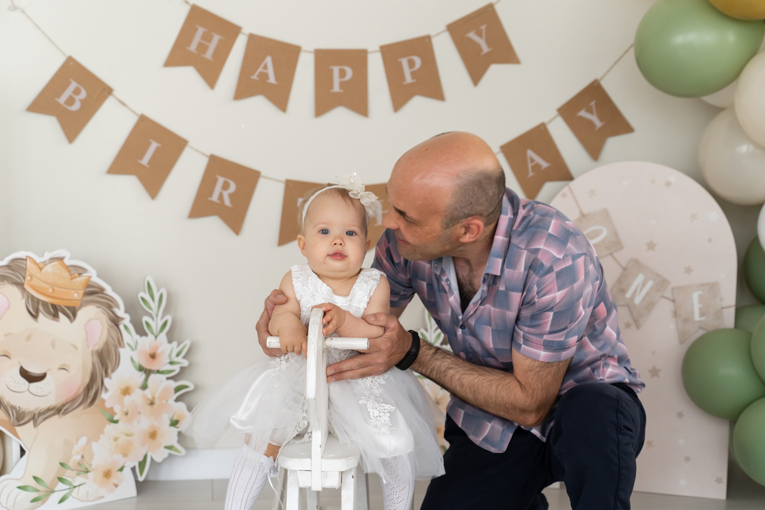 Cake smash. Фотостудия Малина в городе Улан-Удэ. Фотограф Ирина Жарникова