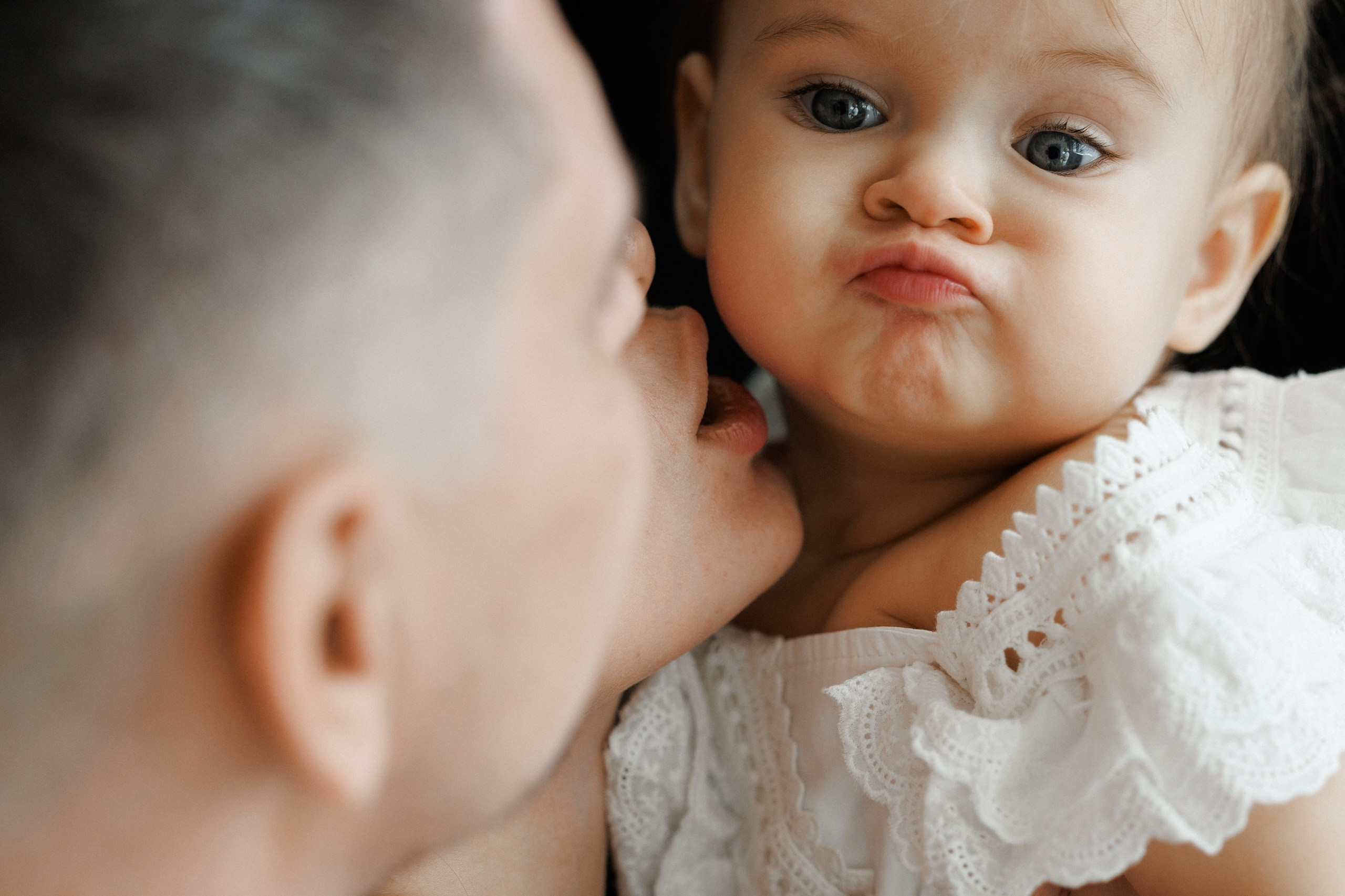 Годик в студии. Свадебный и семейный фотограф в Твери, Москве, Санкт-Петербурге