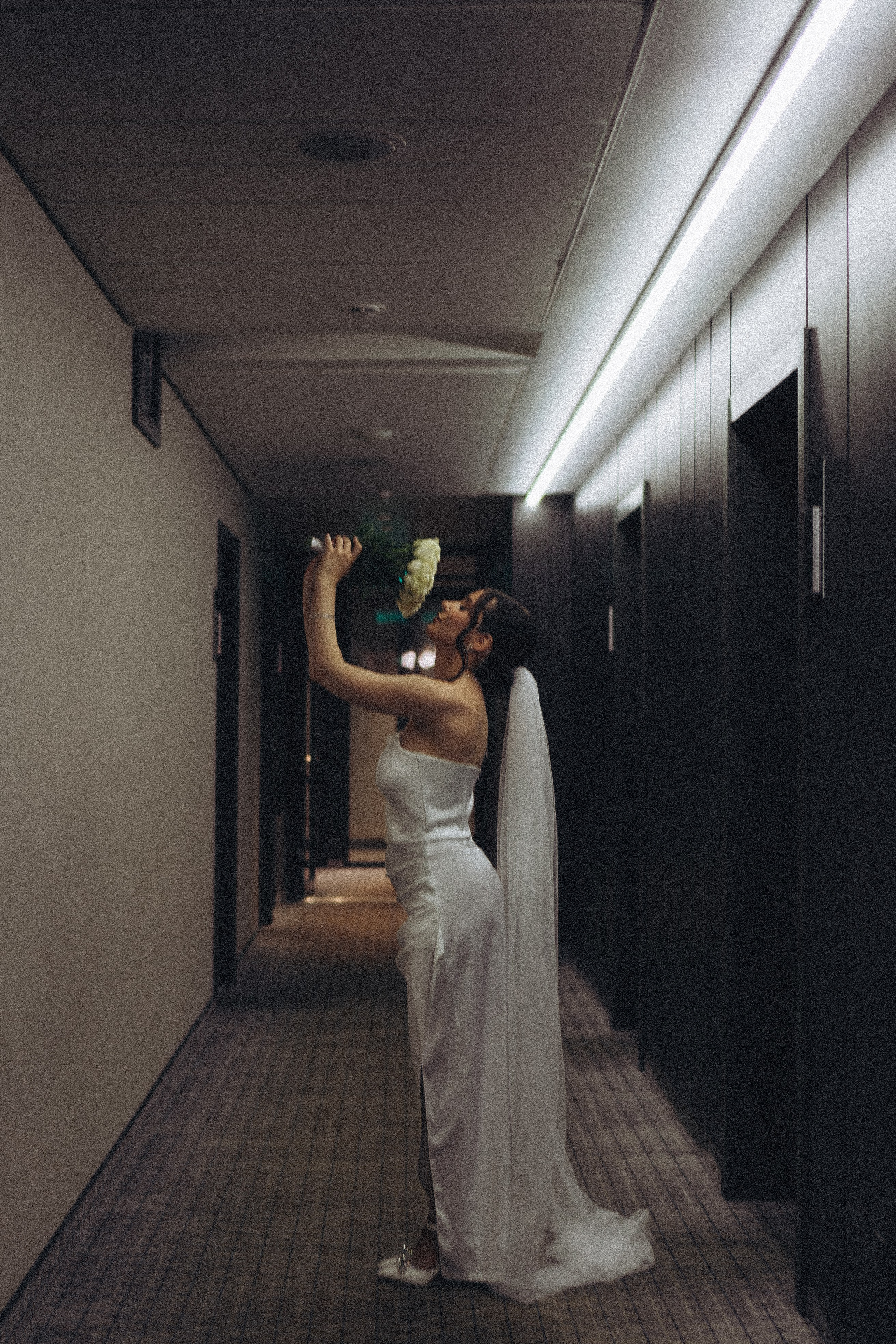 СВАДЕБНАЯ СЬЕМКА СБОРОВ ЖЕНИХА И НЕВЕСТЫ В ОТЕЛЕ И ТАКЖЕ ФОТОСЕССИИЯ В ОТЕЛЕЕ МЕГАПОЛИС БРЯНСК. Профессиональный фотограф, Санкт-Петербург — Виктория Богомолова