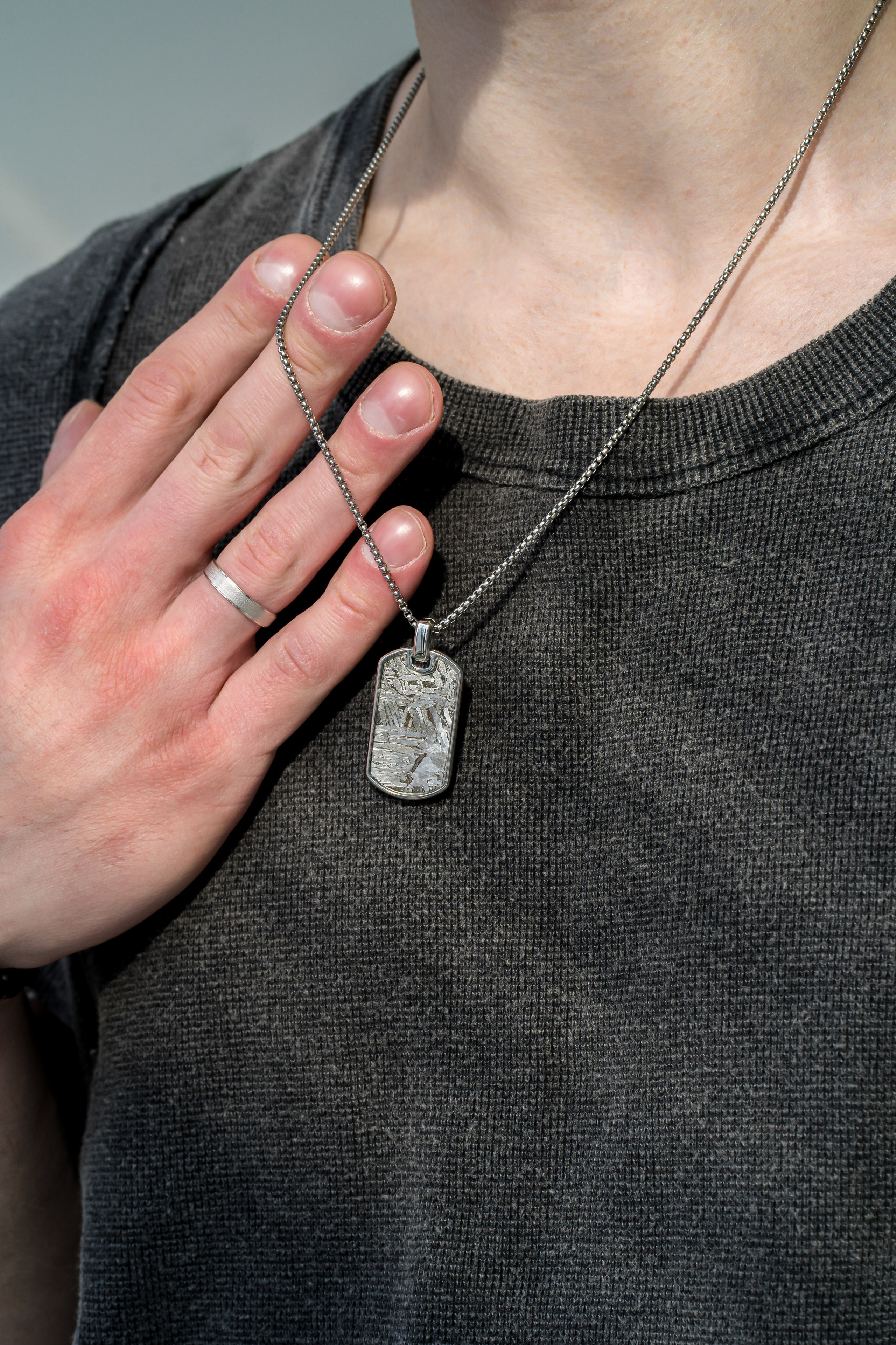 Мужская бижутерия. Фотограф