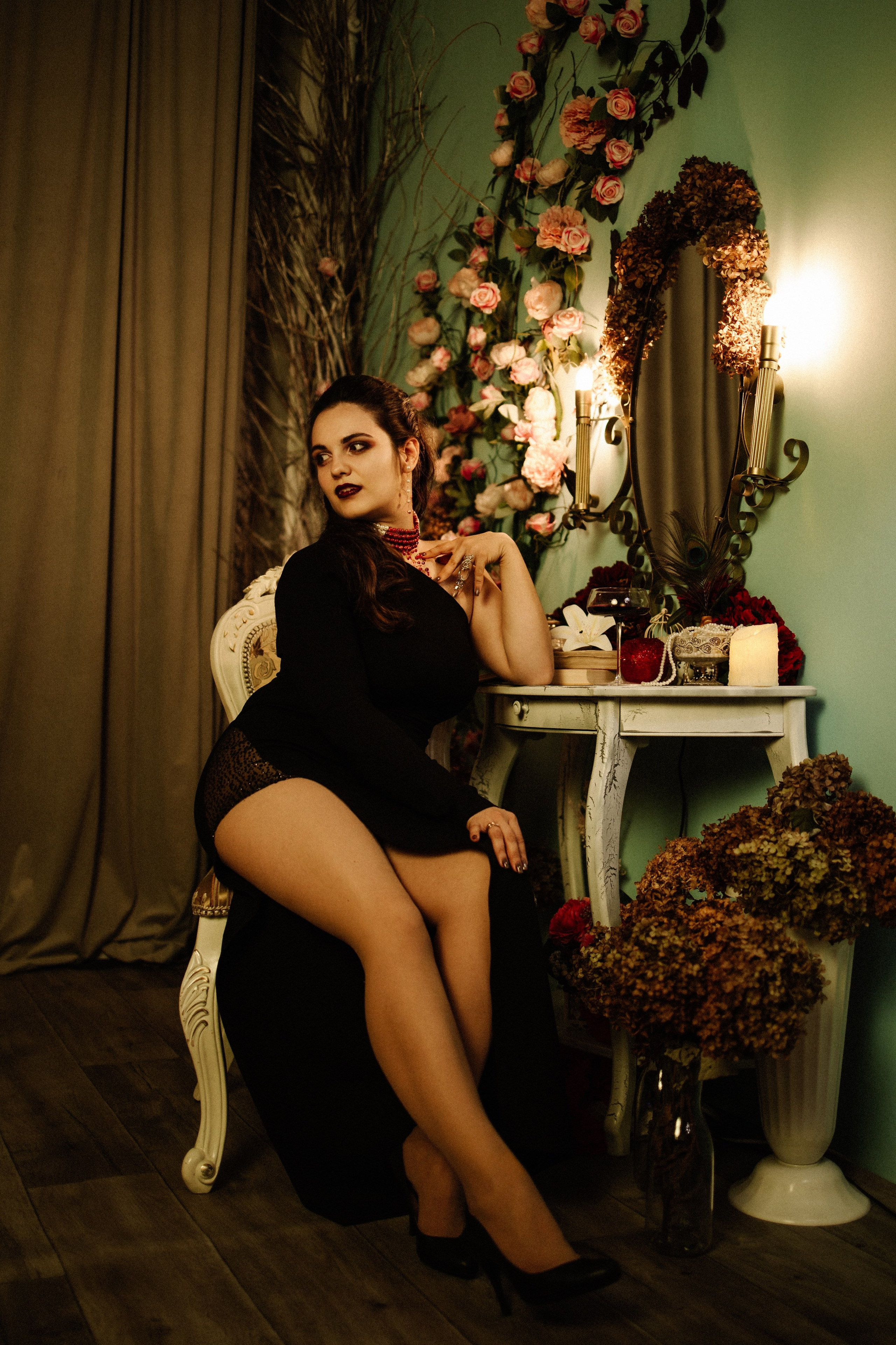 Для Ани | вампирша графа Дракулы 🦇. Портретный фотограф в Новосибирске