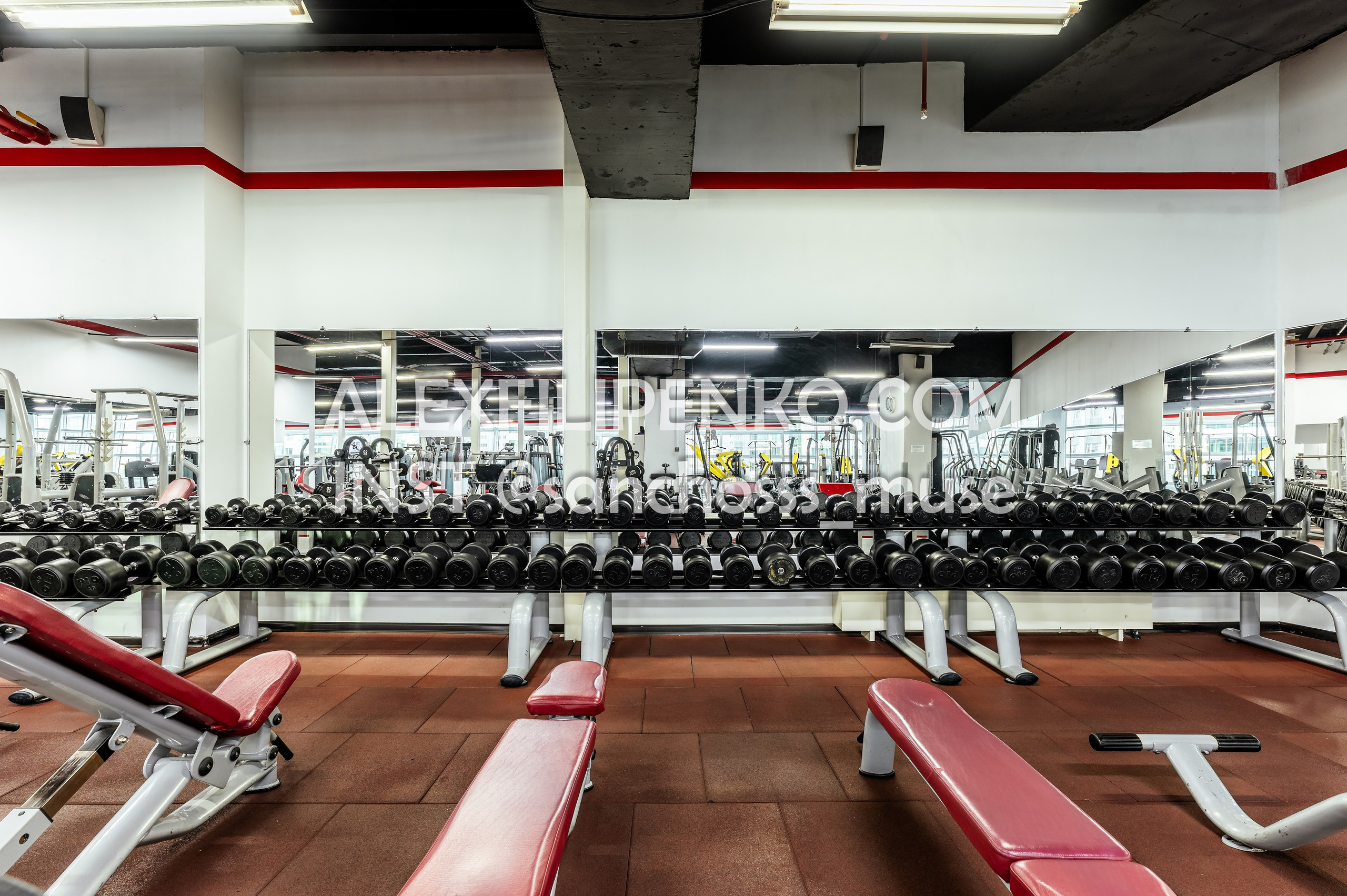 WORKOUT Достык 18. Фотограф интерьера недвижимости и архитектуры в Астане