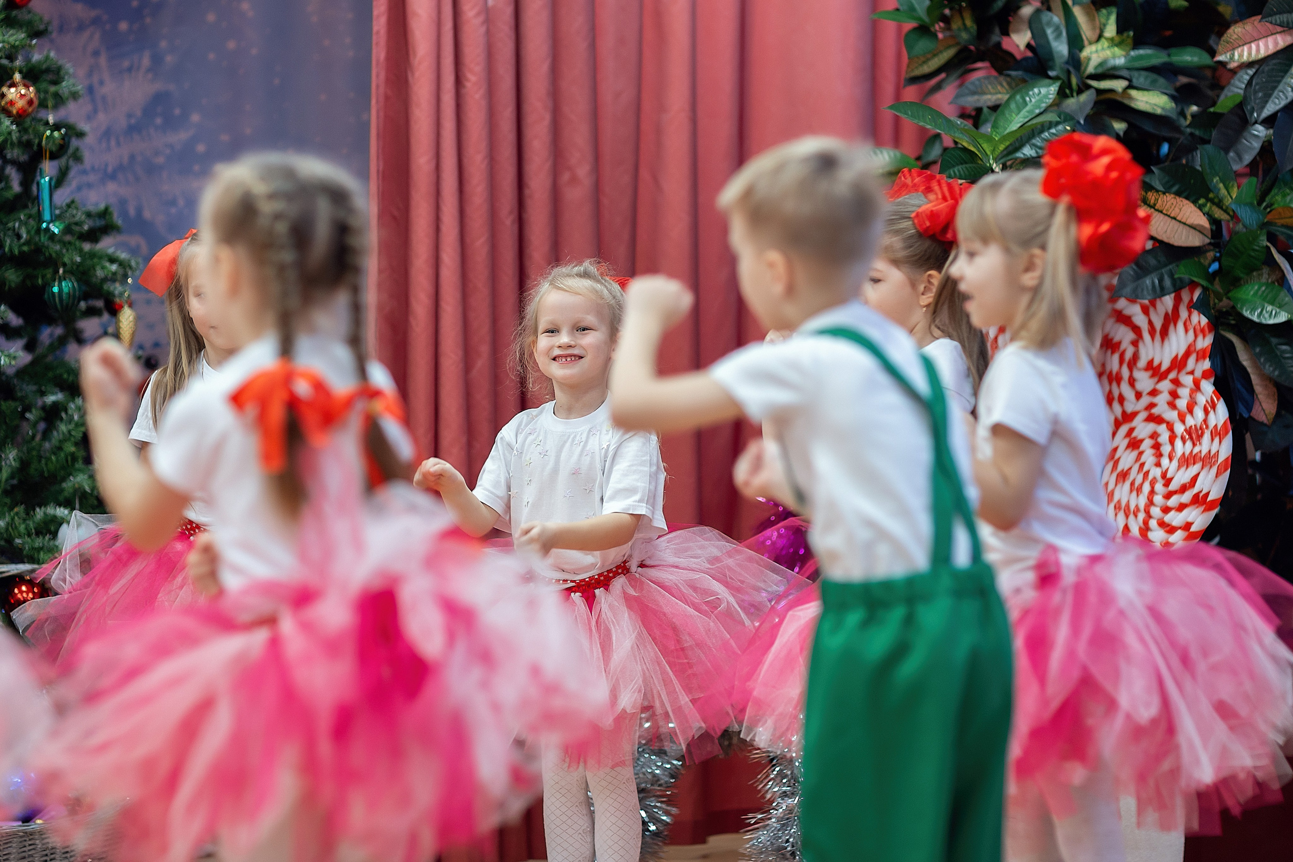 Утренник_"Карамельная фабрика» 2024. Семейный фотограф в Санкт-Петербурге