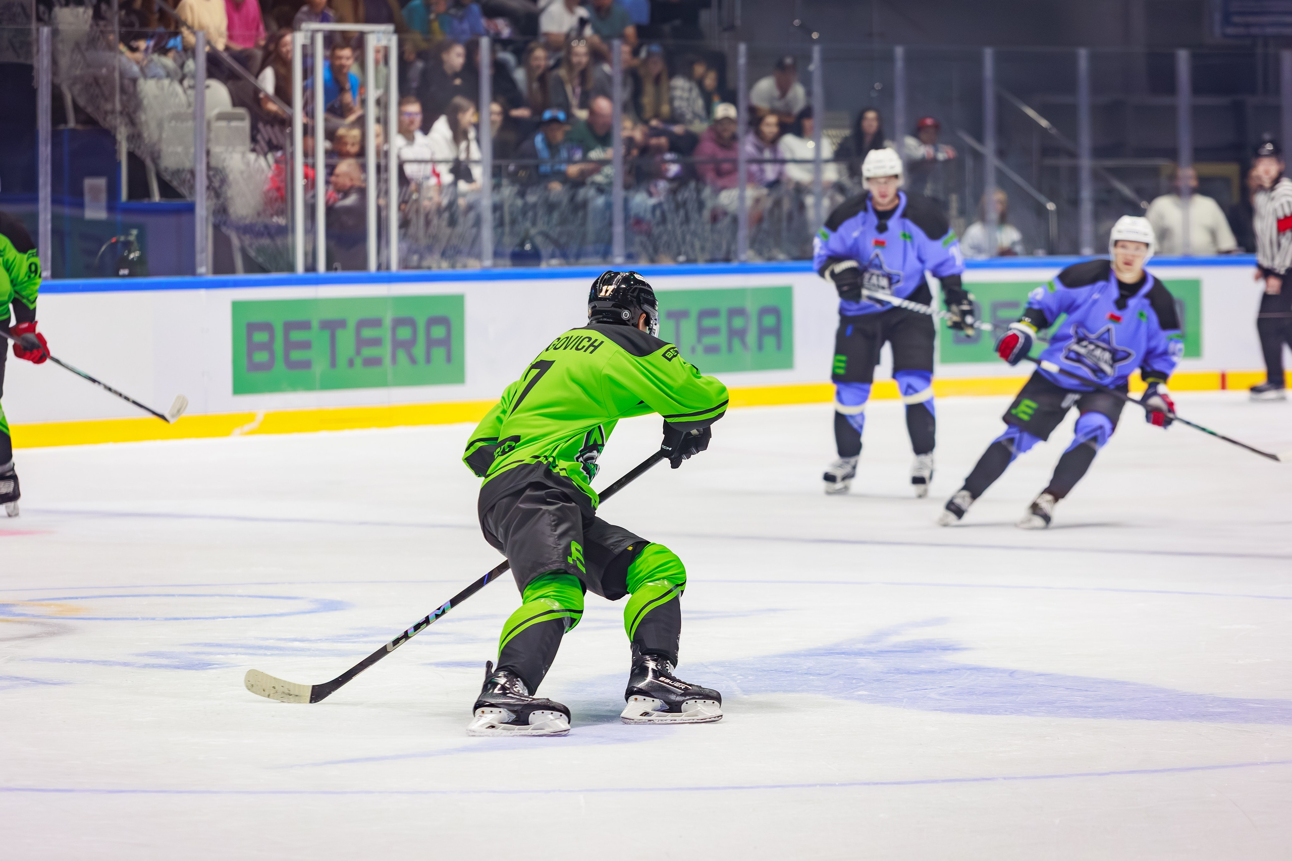 Благотворительный хоккейный матч BETERA. Репортажный фотограф Минск ❘ Костецкий Илья ❘ Беларусь