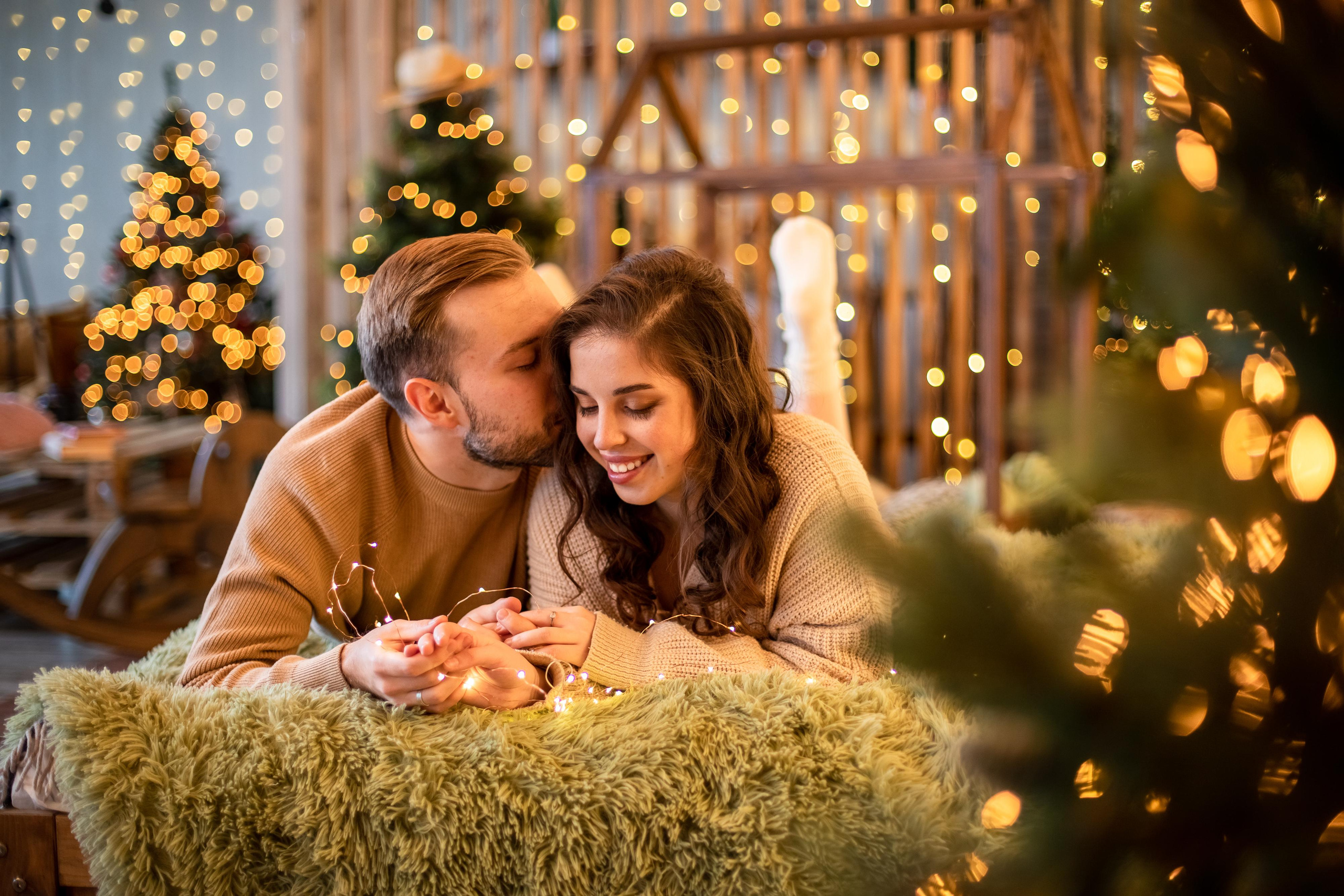 Вика и Саша новогодняя Lovestory. Женский семейный фотограф Тула Москва Захарова Анна