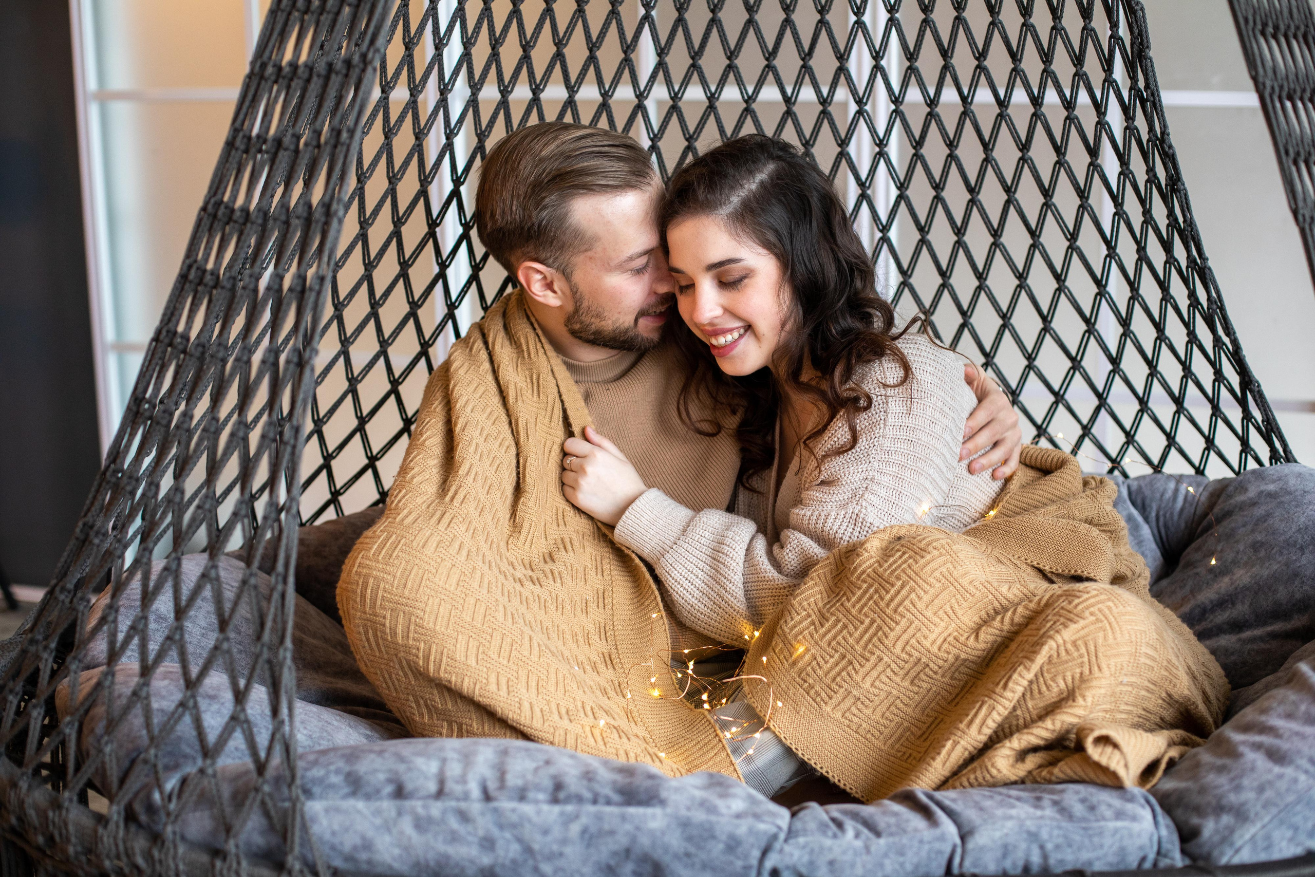 Вика и Саша новогодняя Lovestory. Женский семейный фотограф Тула Москва Захарова Анна