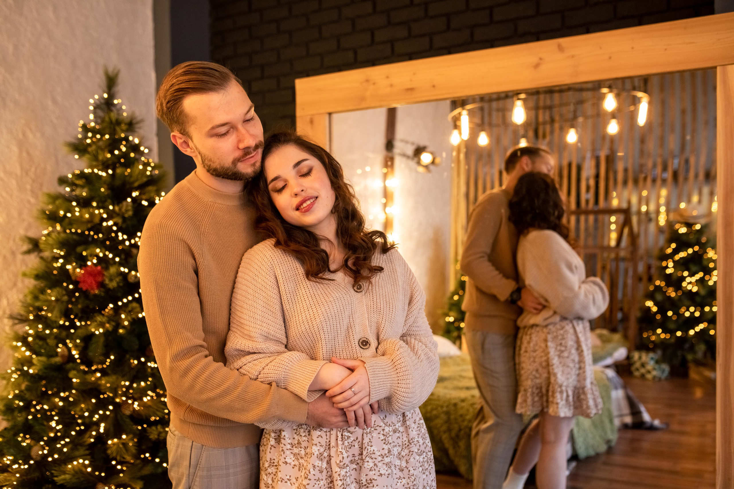 Вика и Саша новогодняя Lovestory. Женский семейный фотограф Тула Москва Захарова Анна