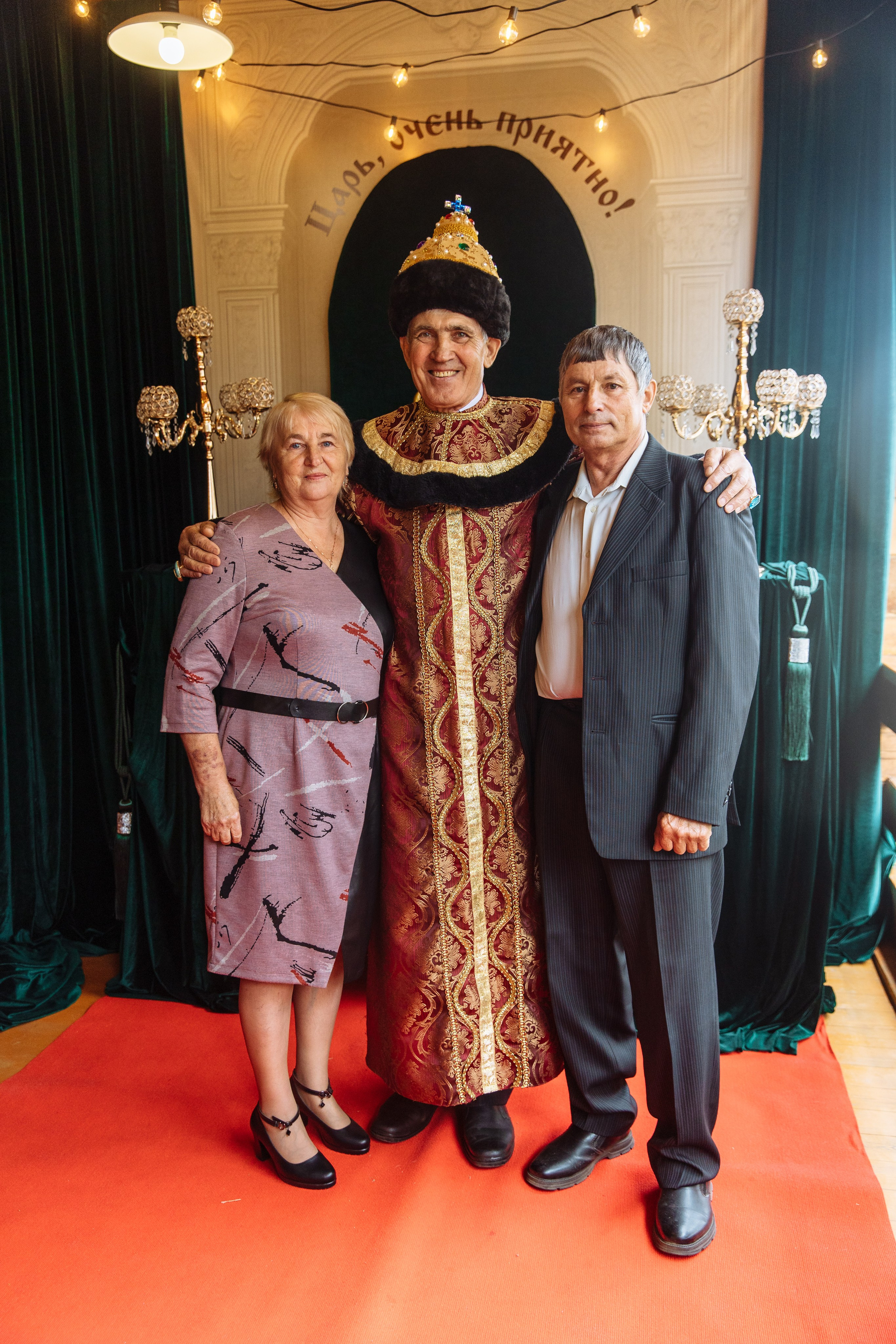 «Иван Васильевич меняет профессию» Юбилей. Свадебный и семейный фотограф в Улан-Удэ