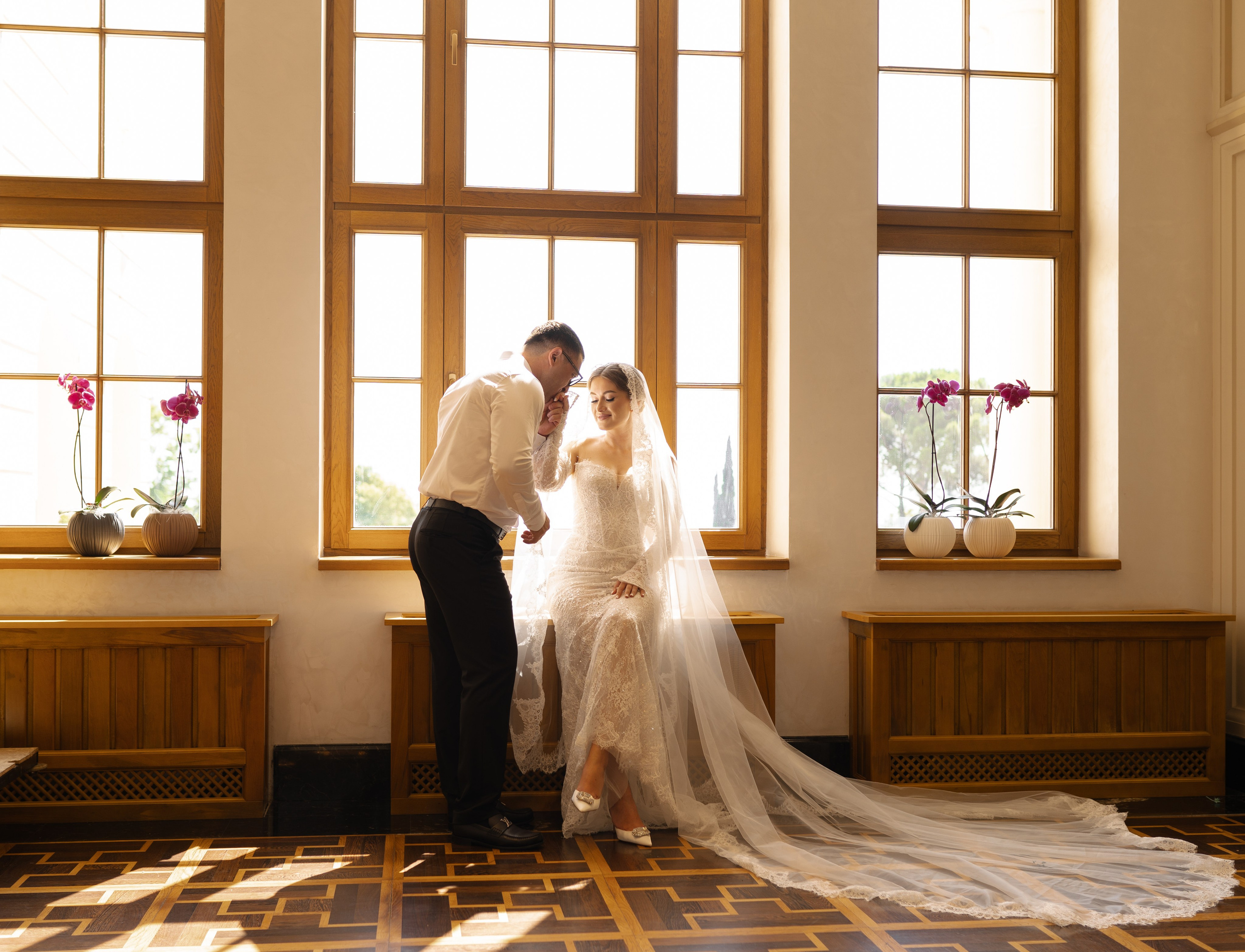 Свадебная прогулка. Фотограф Виолетта Матевосян