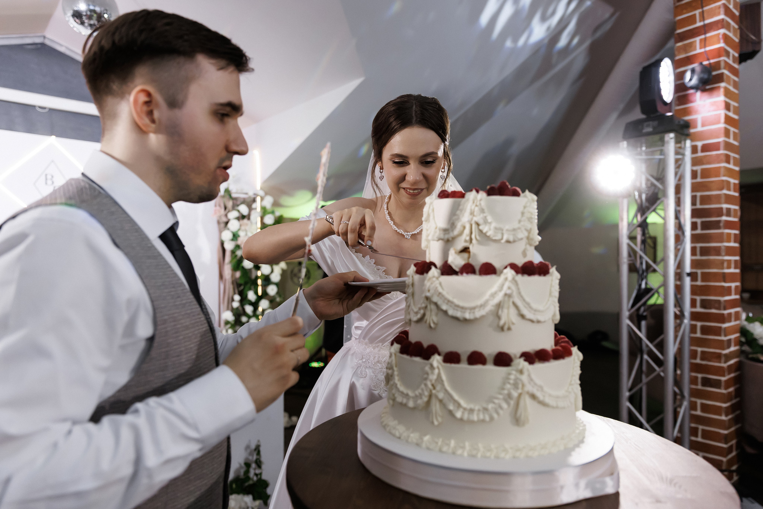 Екатерина и Владислав. Свадебный фотограф в Пскове и Санкт-Петербурге | Анна Голикова