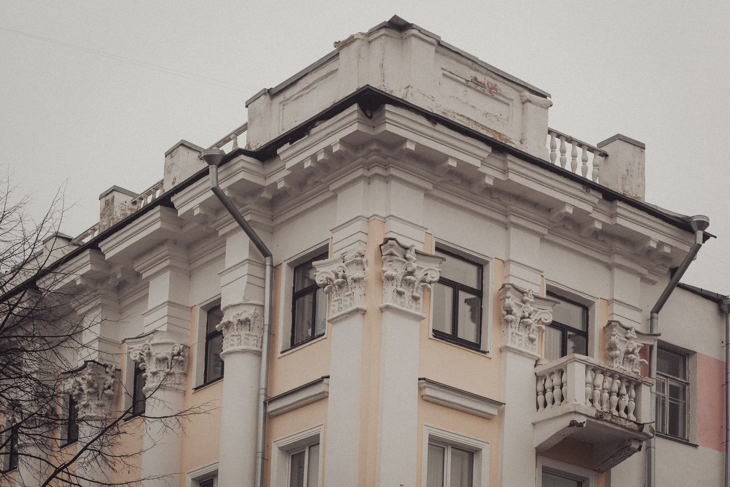 Проект #улицыгорода. Ярославль, Народный переулок. Документальный фотограф Илья Тихановский