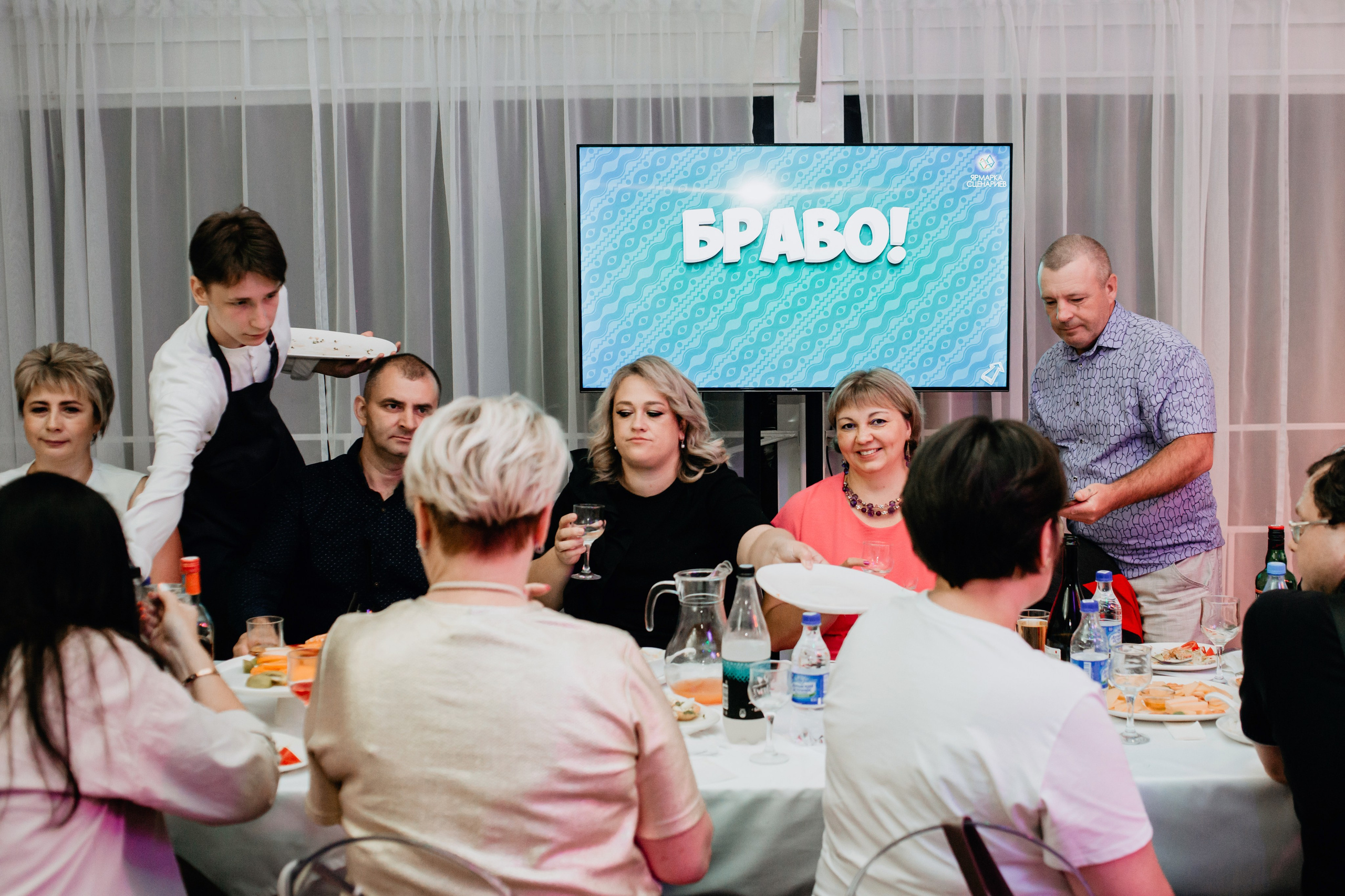 Выпускной 2025 (41 школа) 11 класс. Фотограф в Челябинске Ополихина Анна