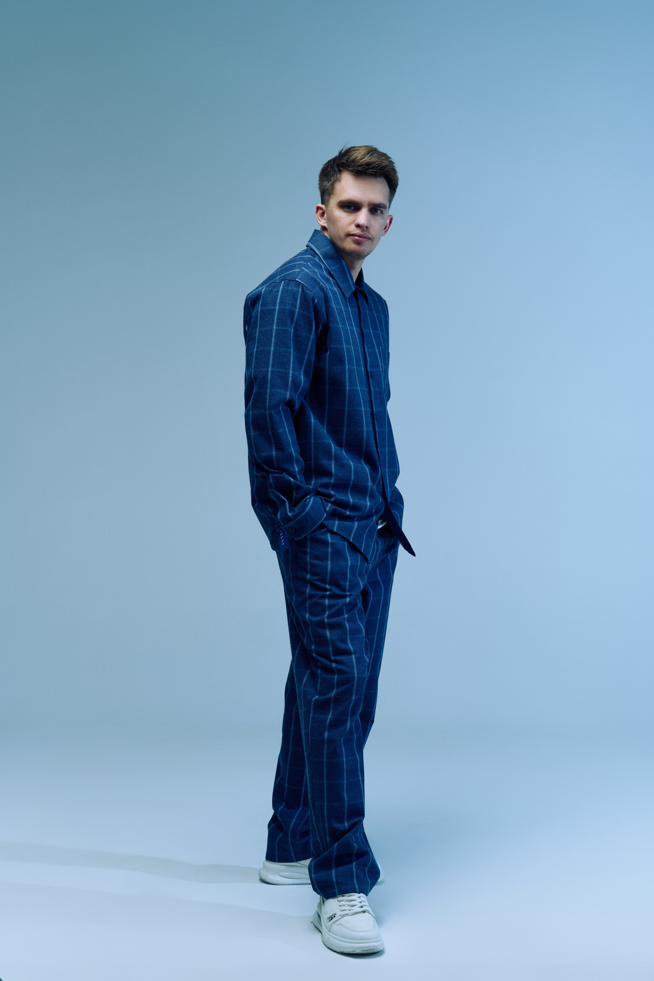 Студийная для бренда. Иван Упоров — фотограф, рилсмейкер чебоксары