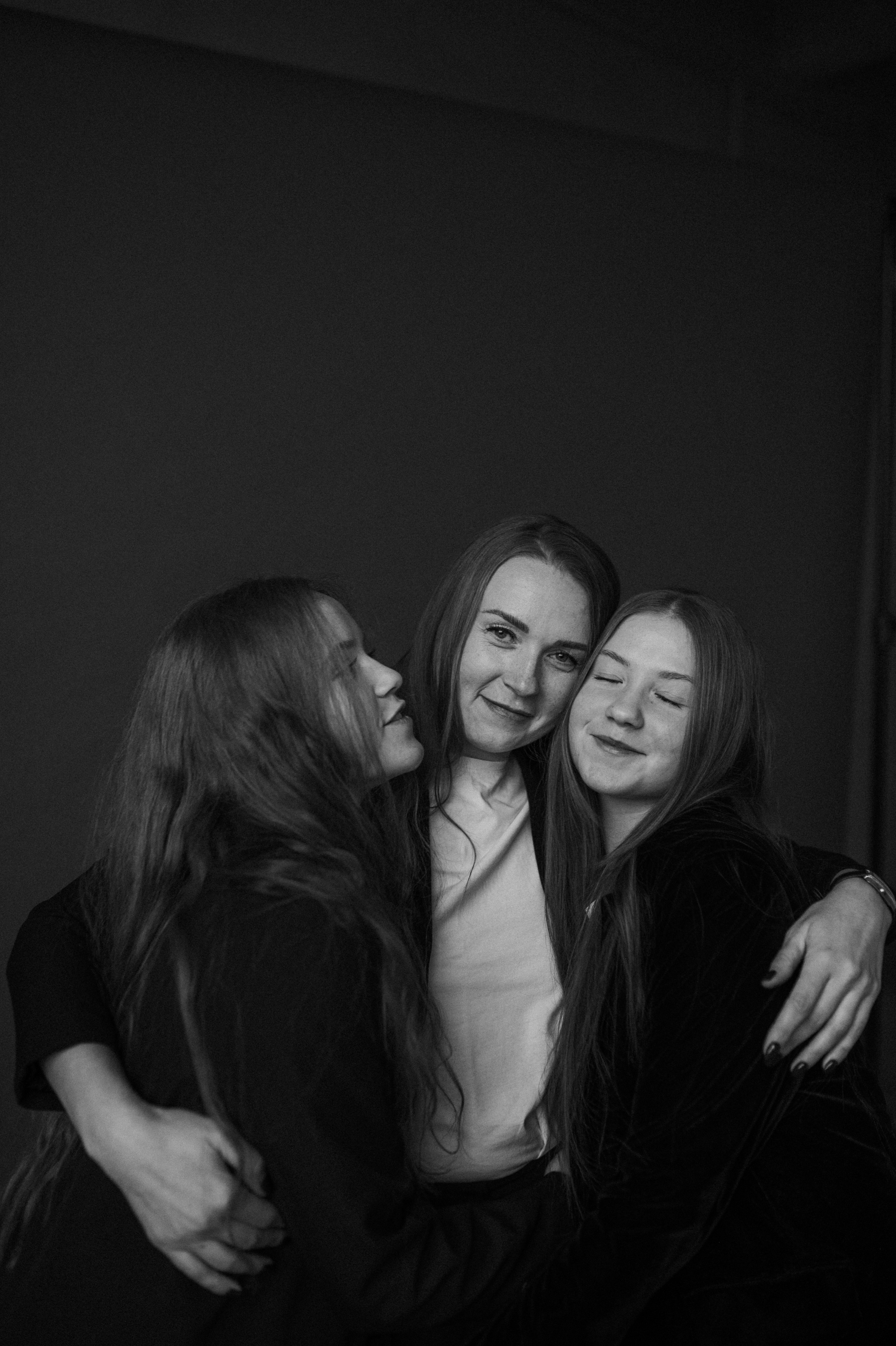 Елена, Дарья, Алена. Www.ostermiller.ru